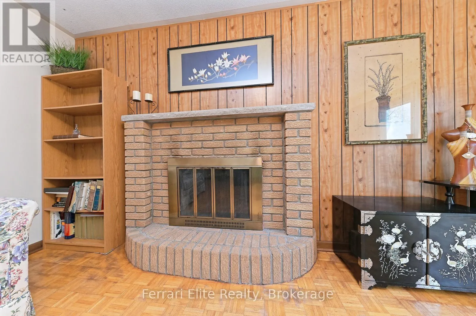 2406 RAVENSTHORPE CRESCENT