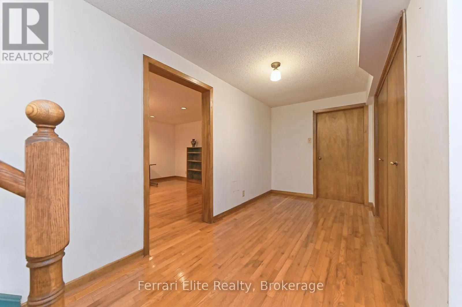 2406 RAVENSTHORPE CRESCENT