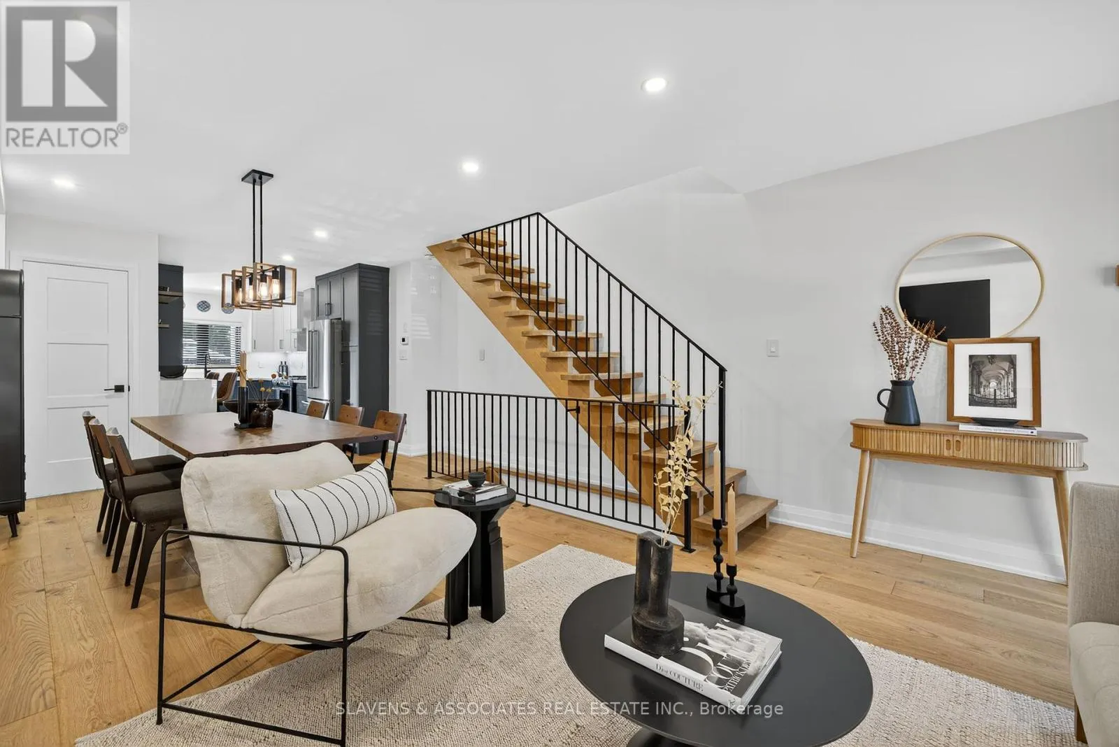 176 ROSETHORN AVENUE