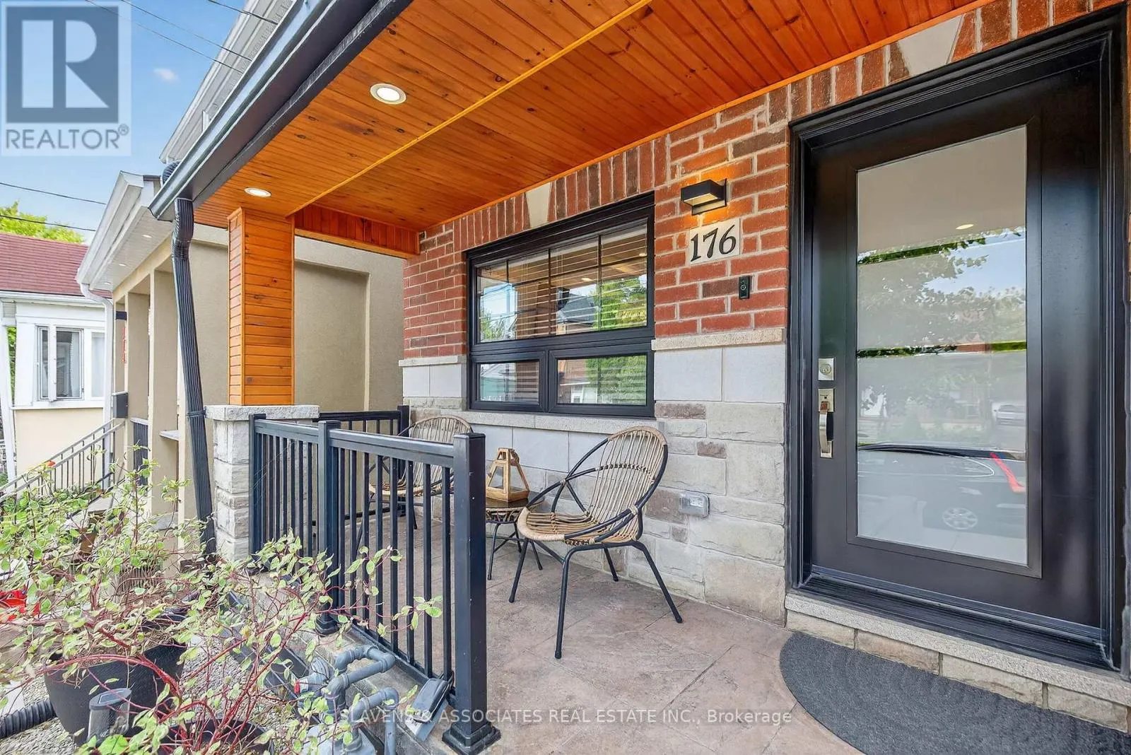 176 ROSETHORN AVENUE