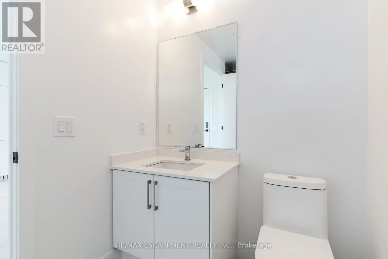 614 - 2450 OLD BRONTE ROAD