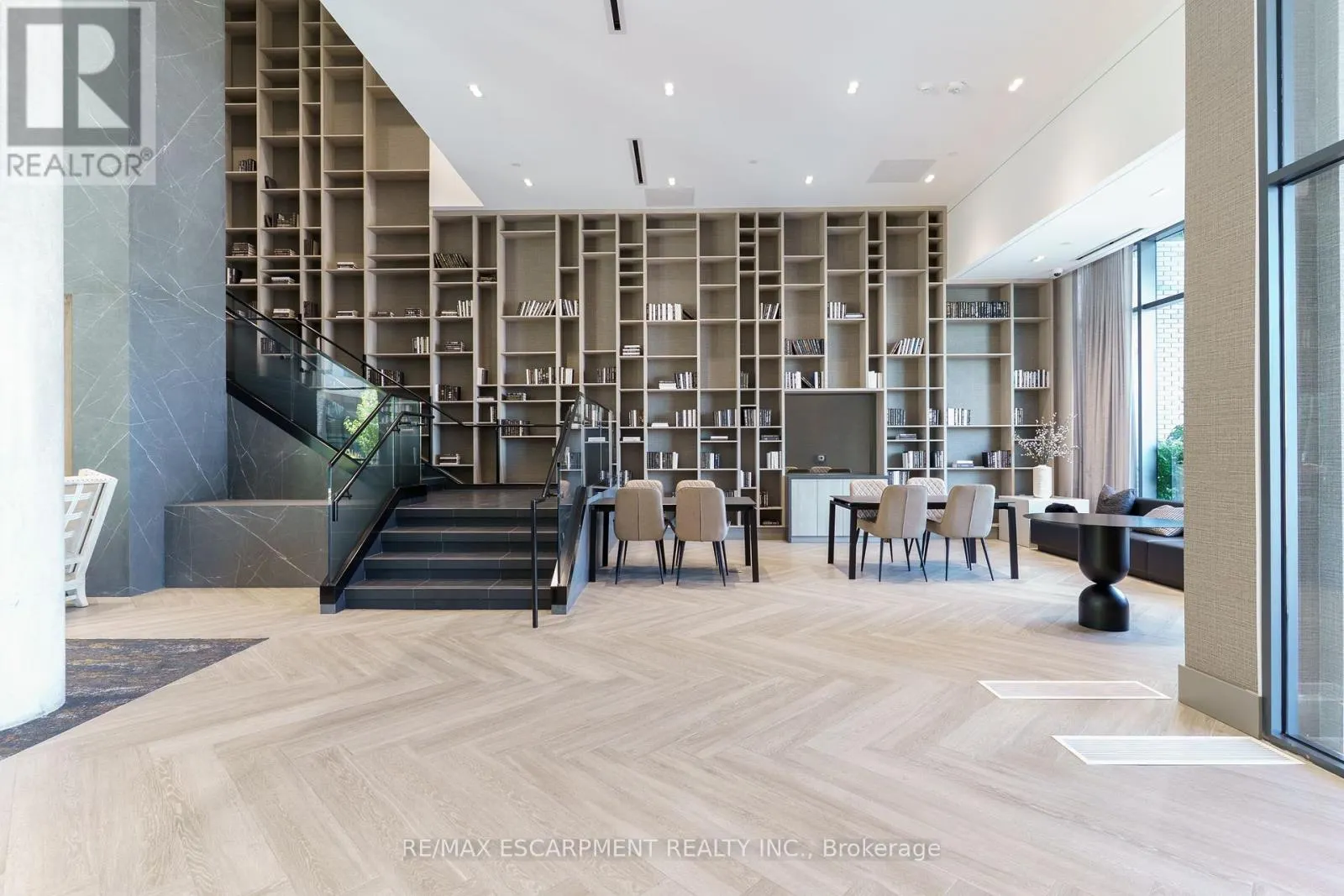 614 - 2450 OLD BRONTE ROAD
