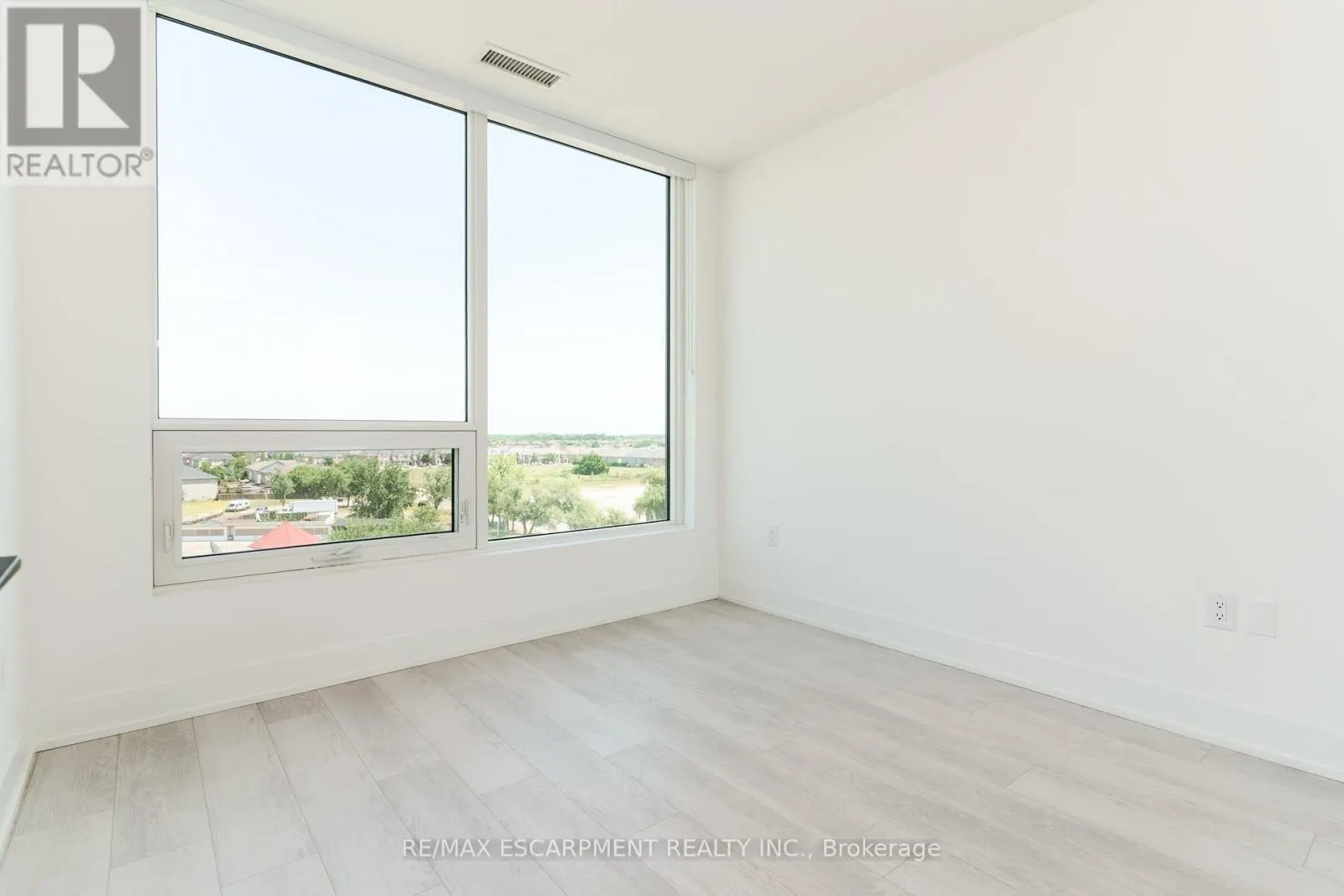 614 - 2450 OLD BRONTE ROAD