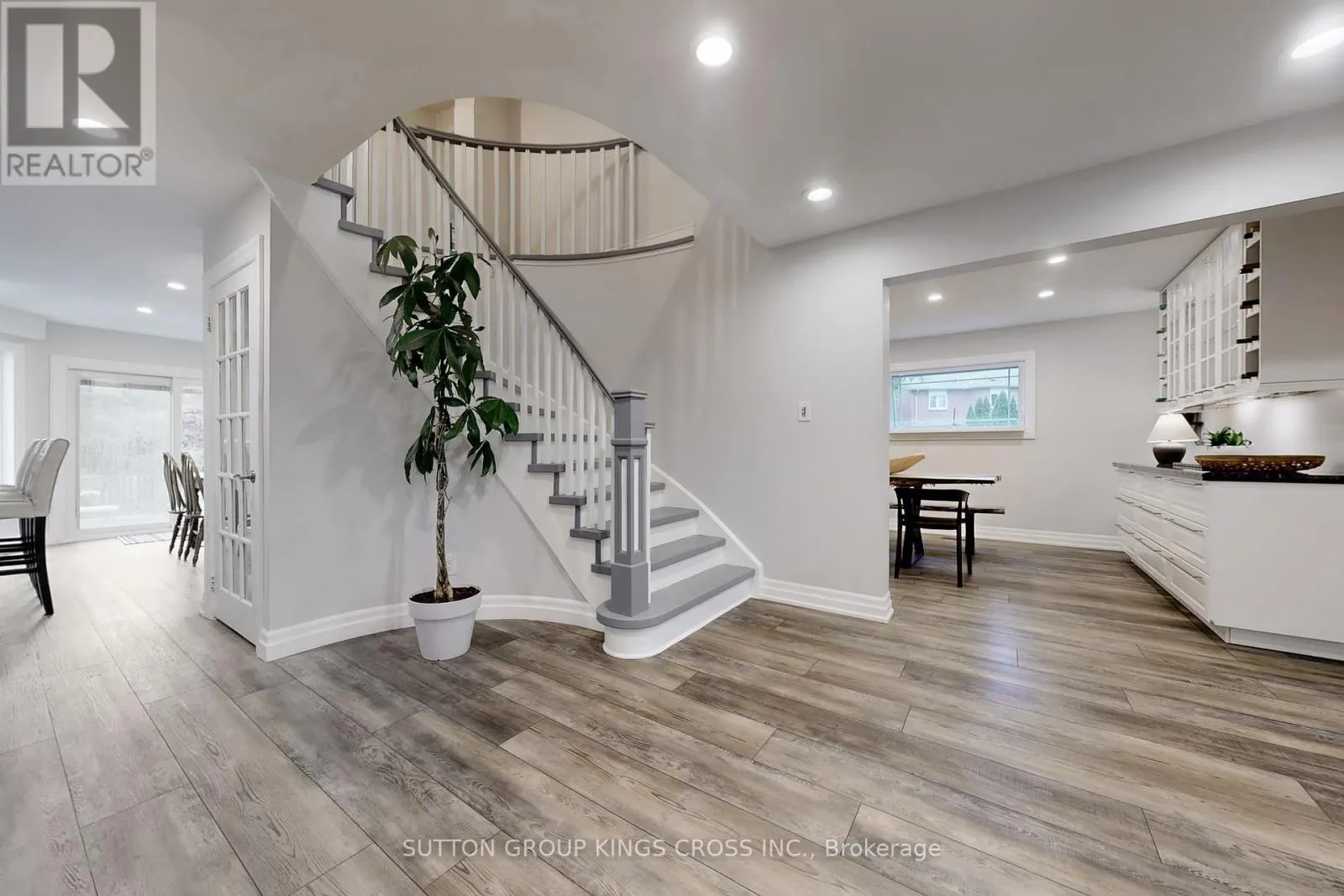 2730 HAMMOND ROAD