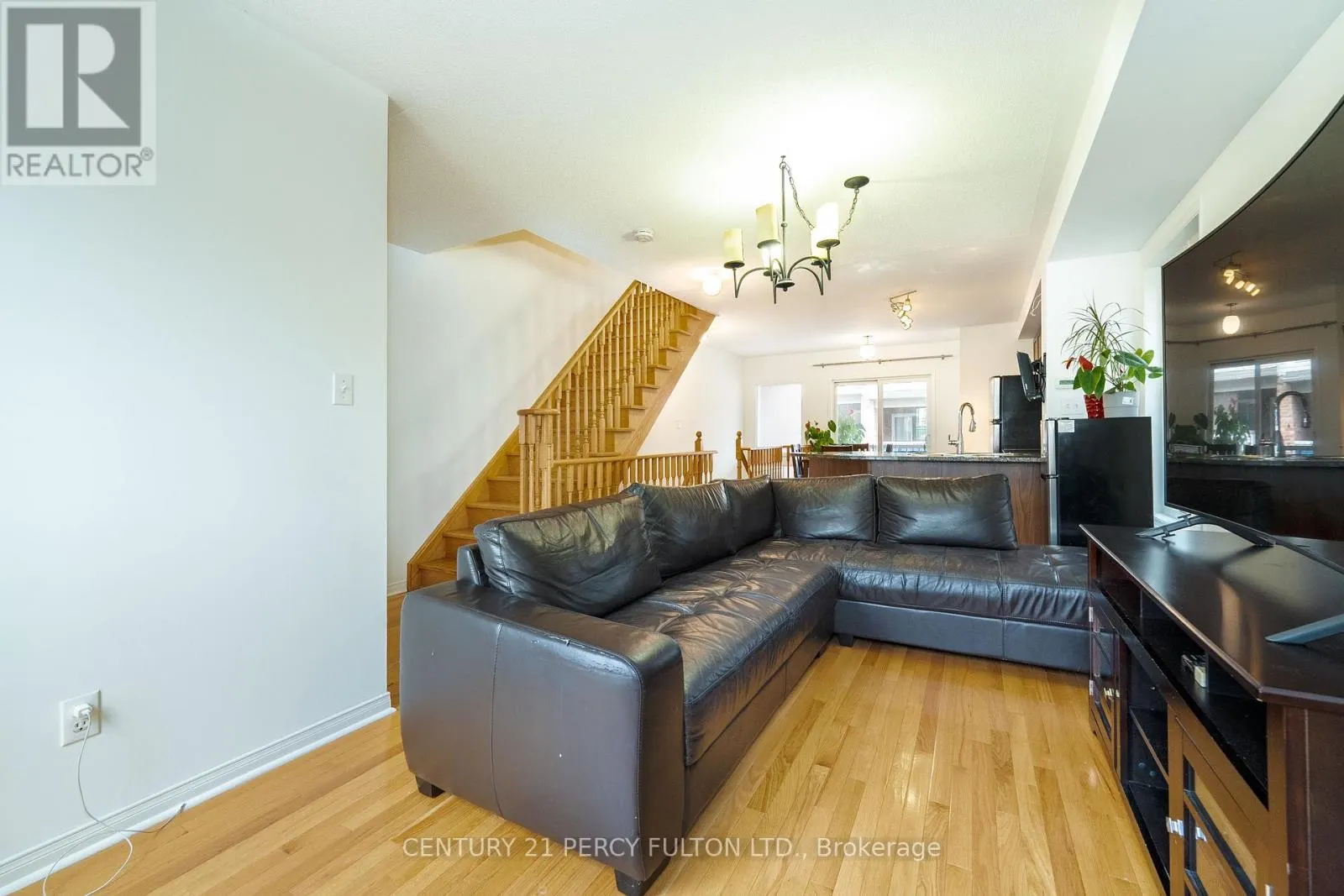 119 TORBARRIE ROAD