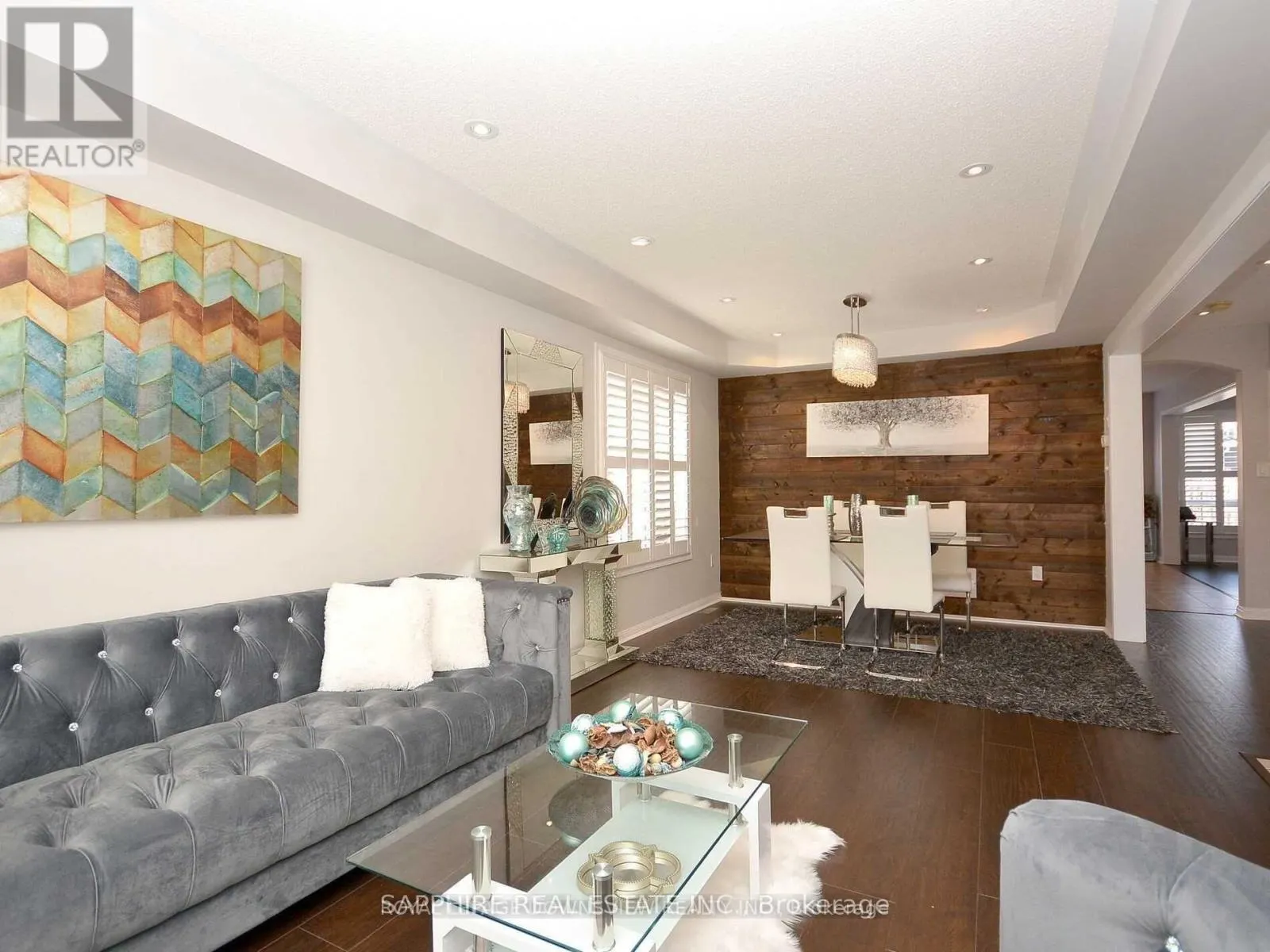 #UPPER - 759 HUTCHINSON AVENUE