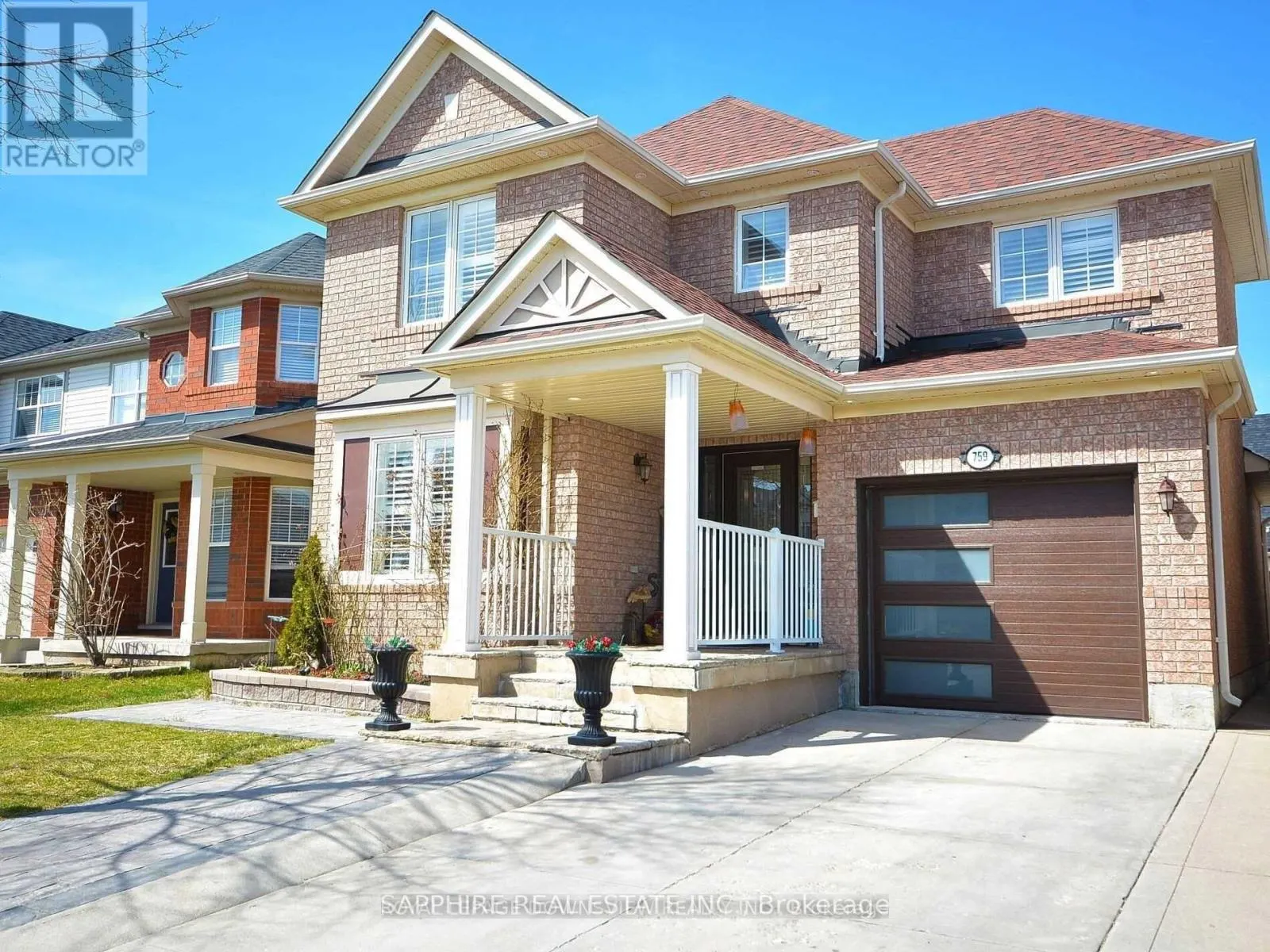 #UPPER - 759 HUTCHINSON AVENUE