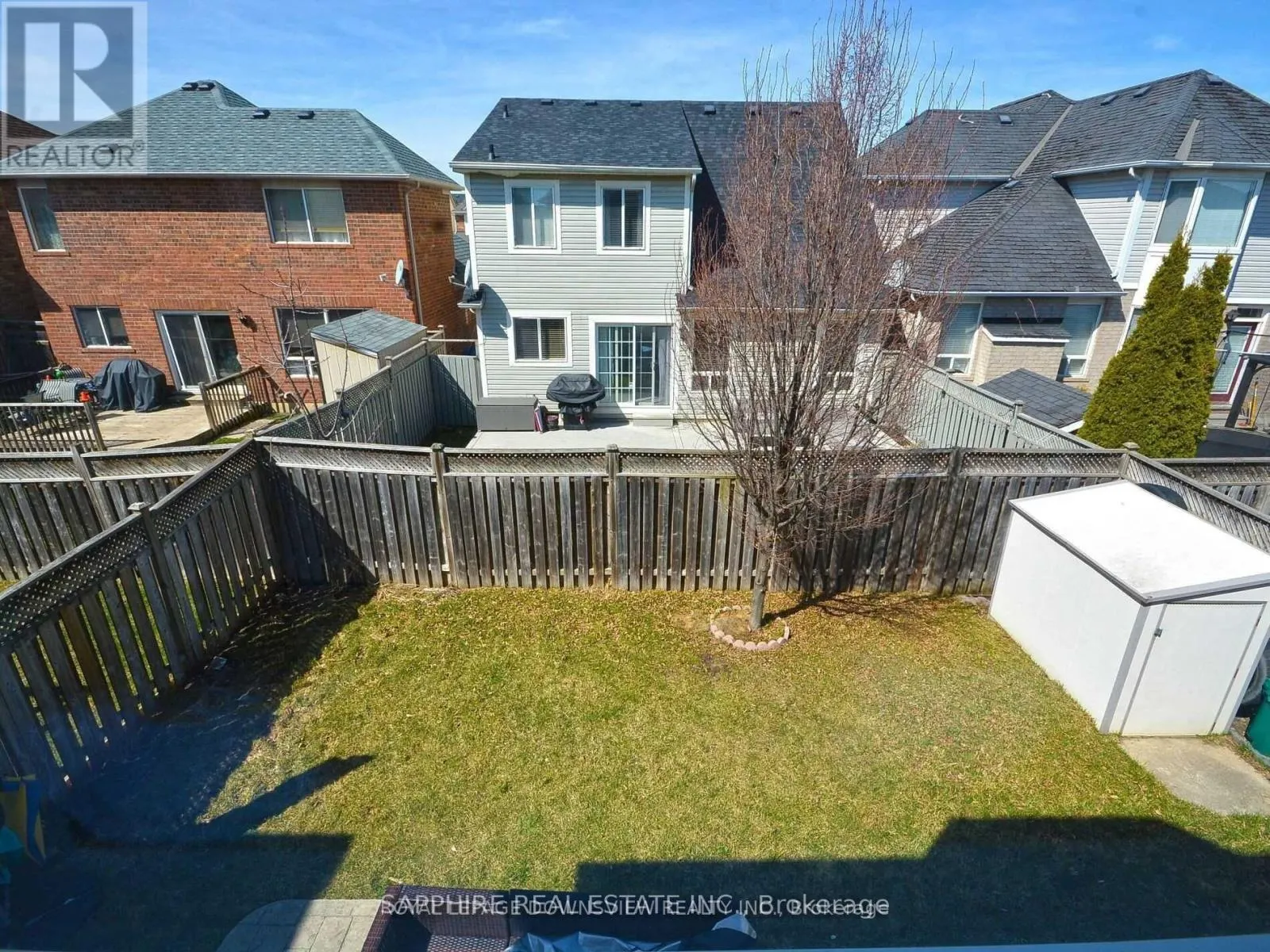 #UPPER - 759 HUTCHINSON AVENUE