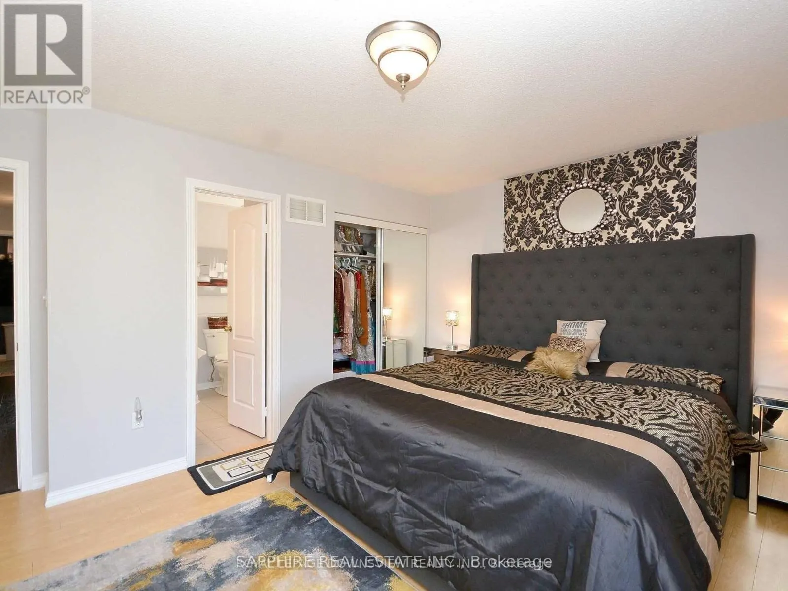#UPPER - 759 HUTCHINSON AVENUE