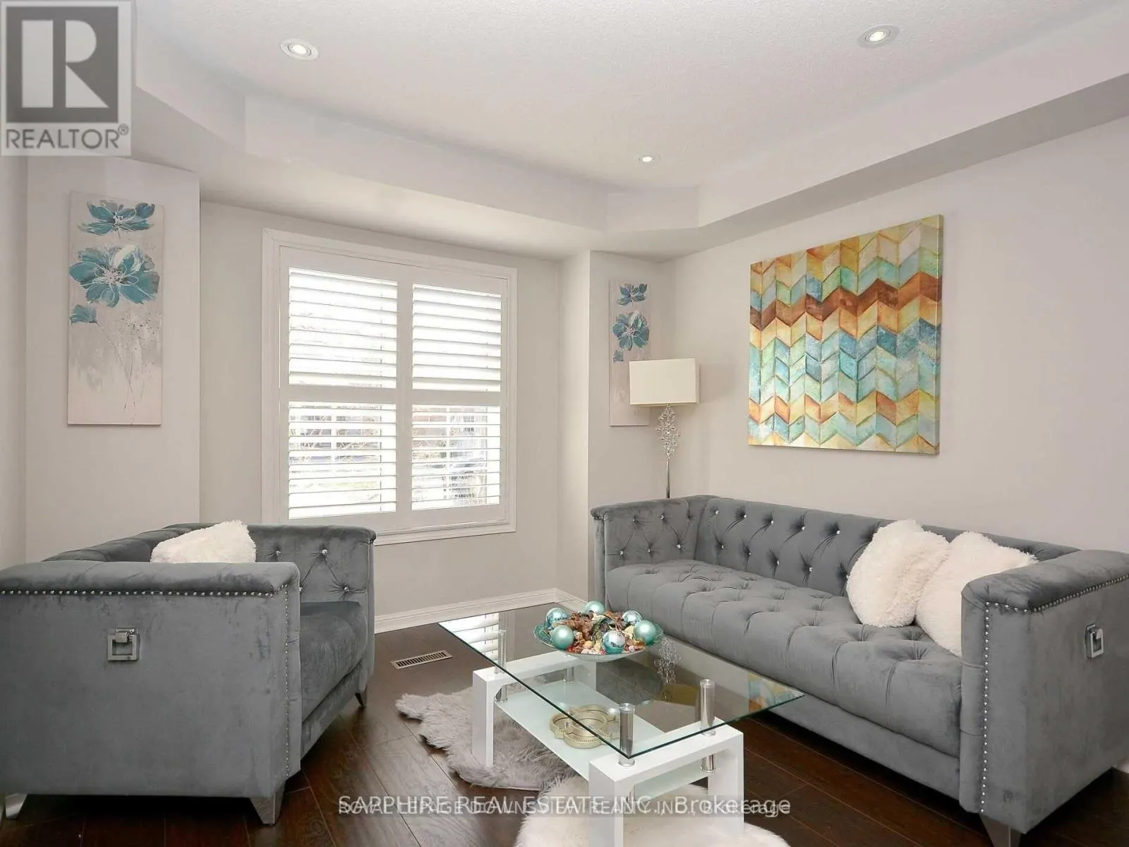 #UPPER - 759 HUTCHINSON AVENUE