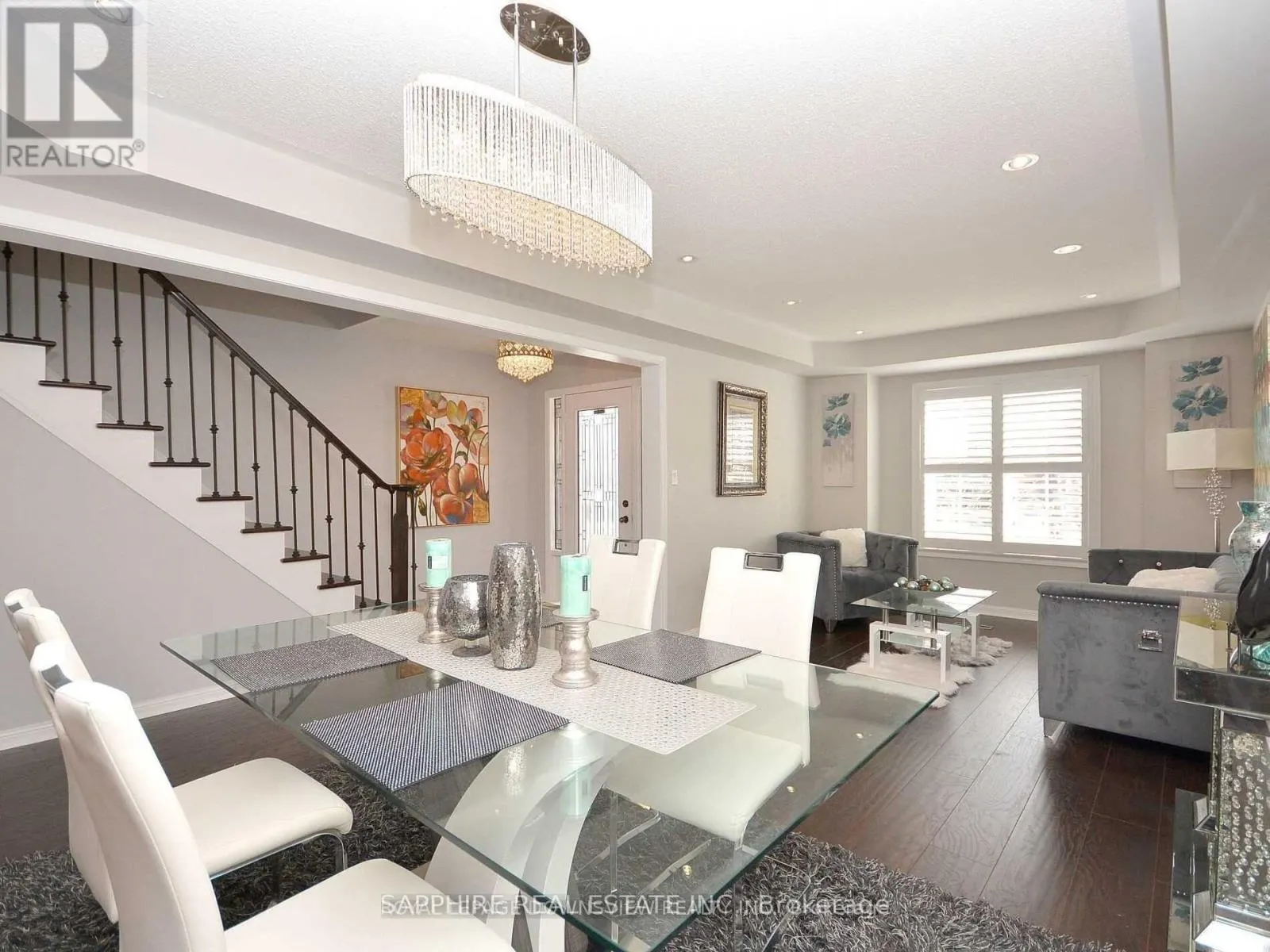 #UPPER - 759 HUTCHINSON AVENUE