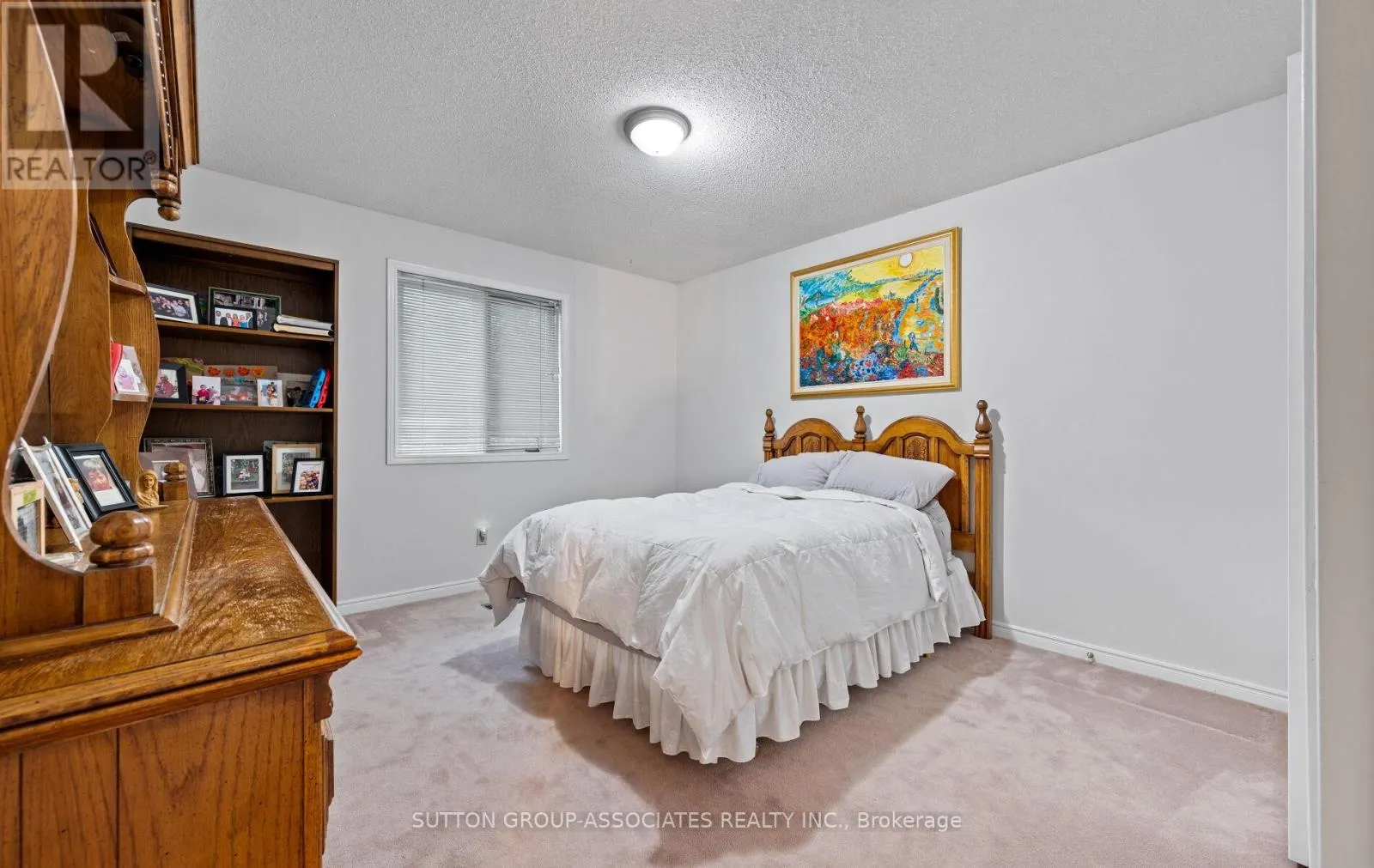 1252 GREENWOOD CRESCENT