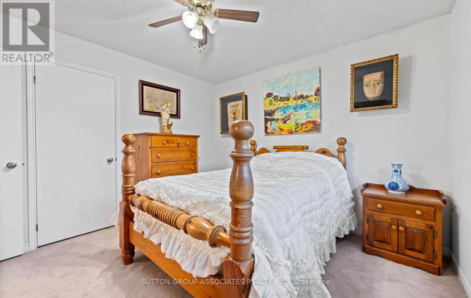 1252 GREENWOOD CRESCENT