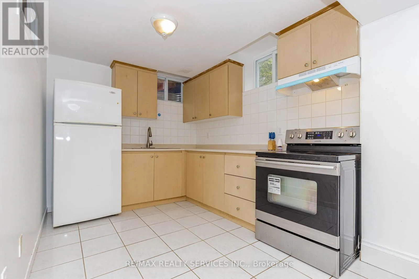 5028 NORTHERN LIGHTS CIRCLE