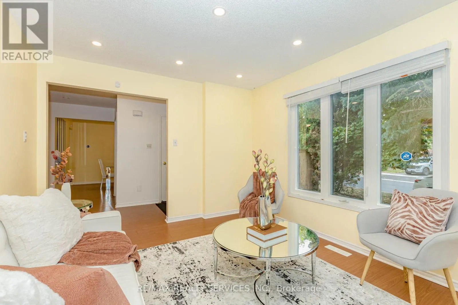 5028 NORTHERN LIGHTS CIRCLE