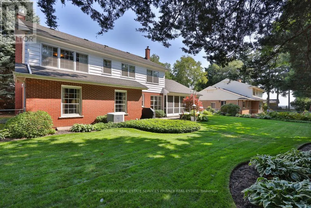 152 BRECKONDALE COURT