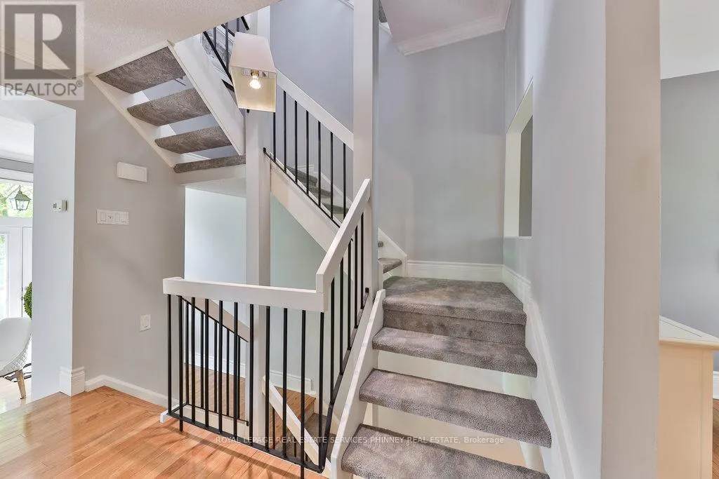 27 - 1250 MARLBOROUGH COURT