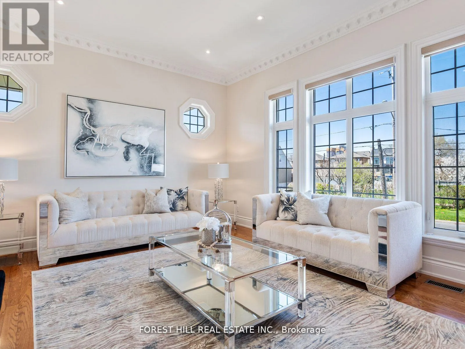 18 HIGHLAND HILL