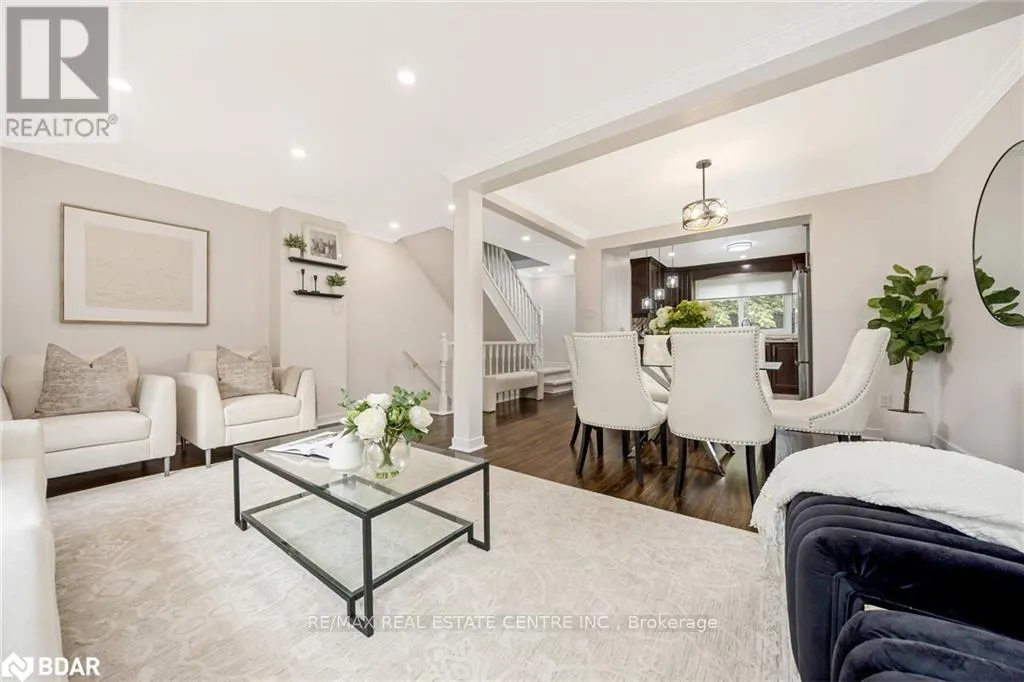 20 - 318 LAURIER AVENUE