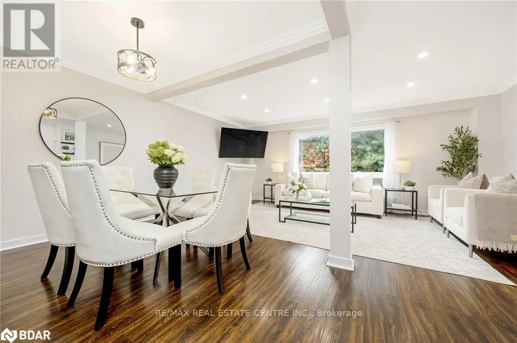 20 - 318 LAURIER AVENUE