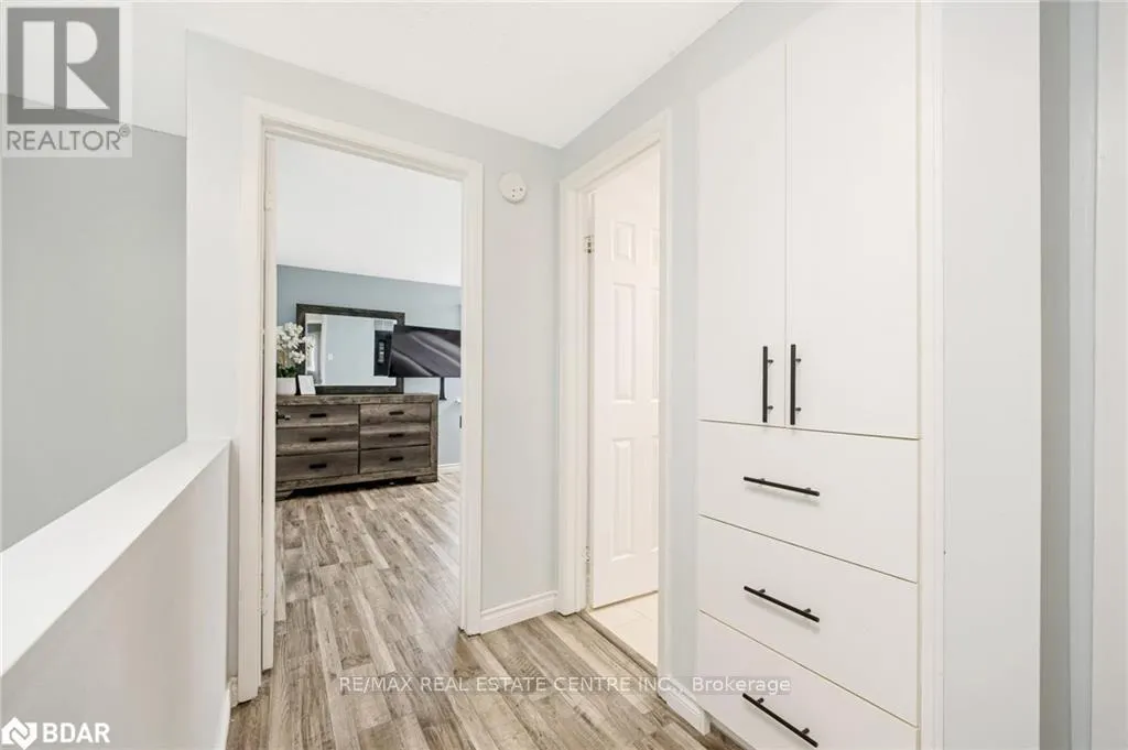 20 - 318 LAURIER AVENUE