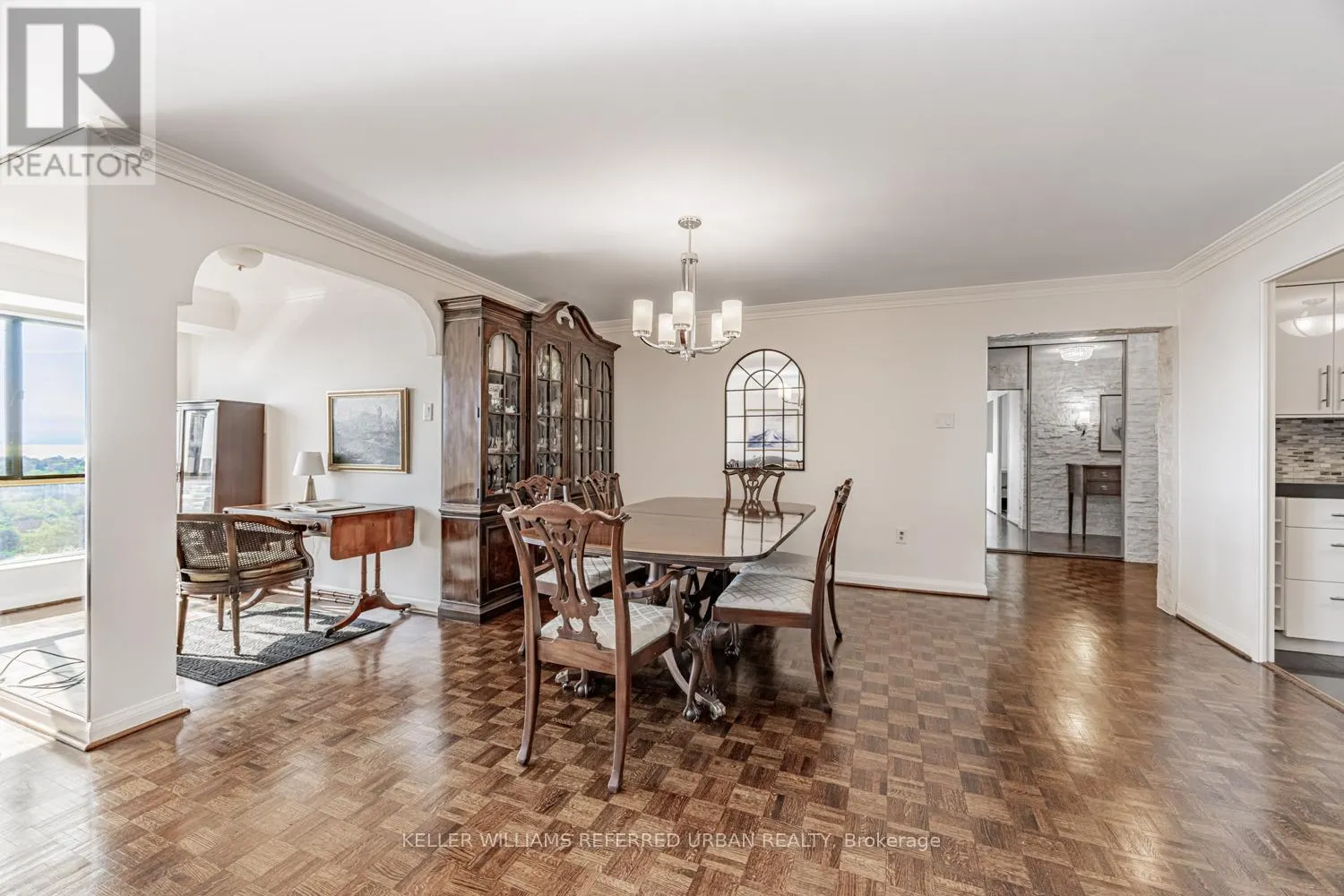 1409 - 1400 DIXIE ROAD
