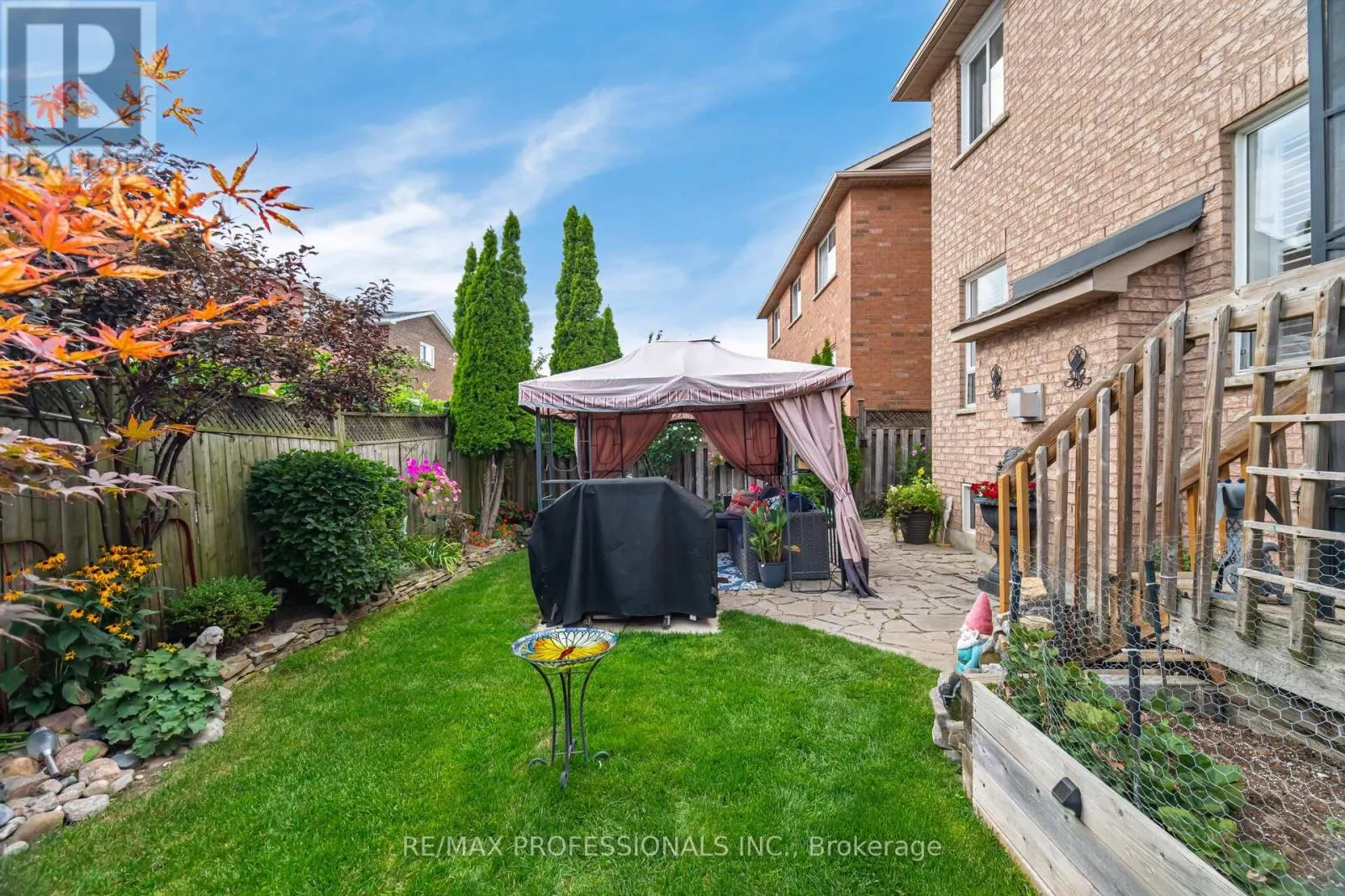 74 UPPER HIGLANDS DRIVE