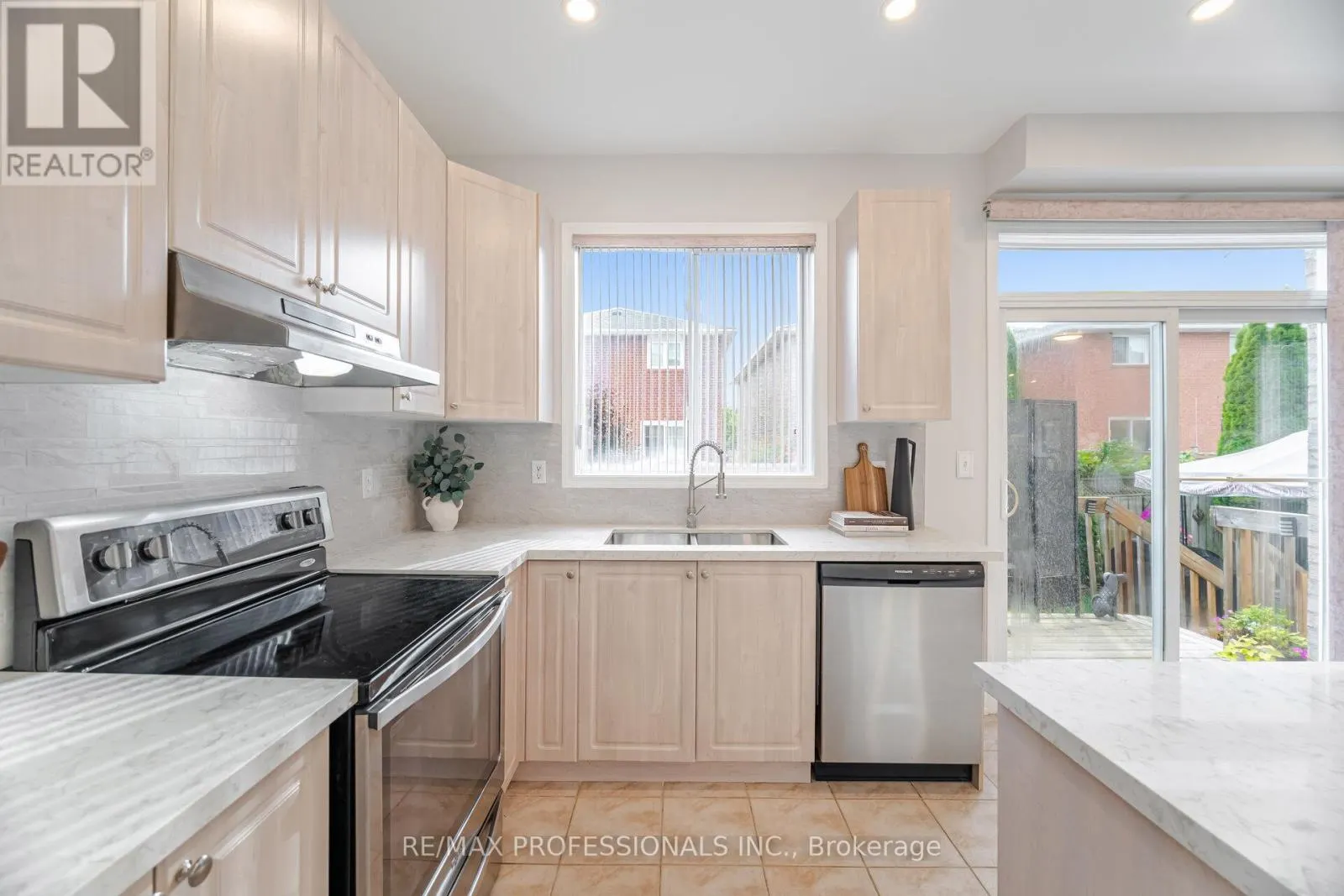 74 UPPER HIGLANDS DRIVE