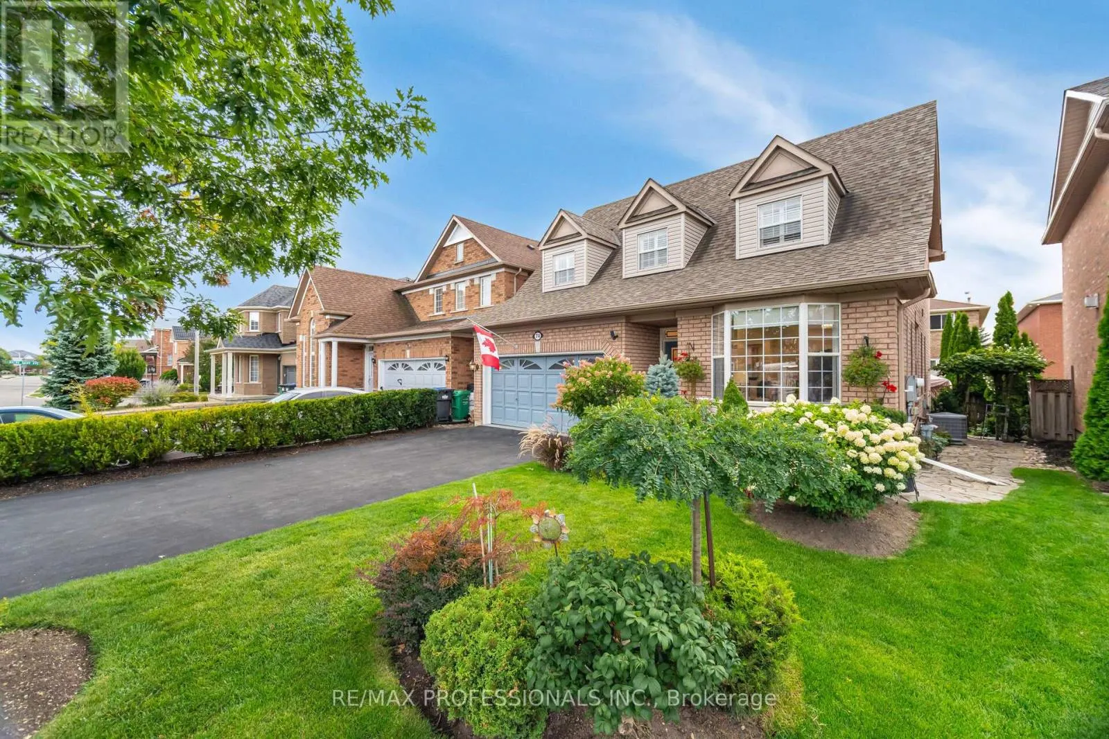 74 UPPER HIGLANDS DRIVE