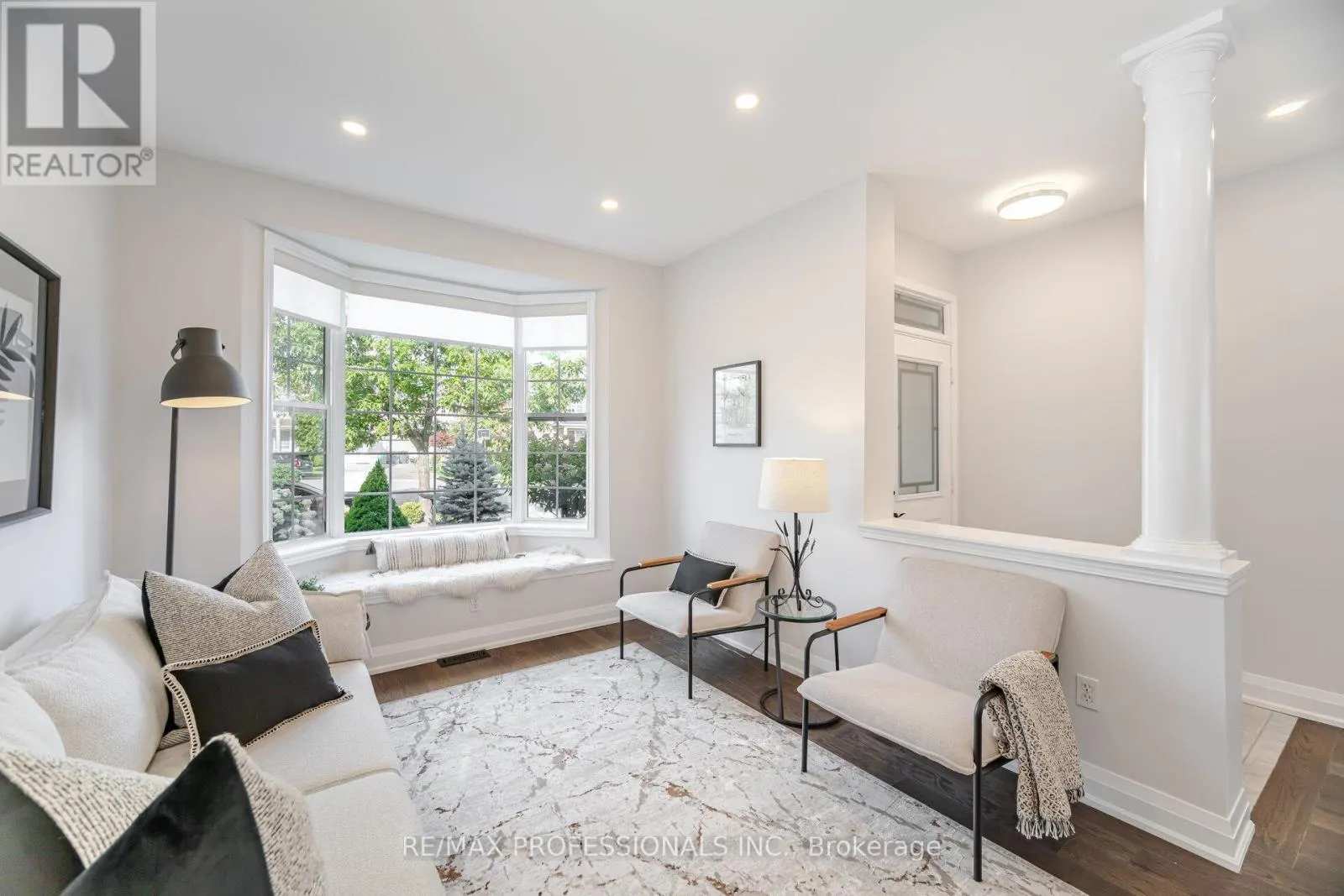 74 UPPER HIGLANDS DRIVE