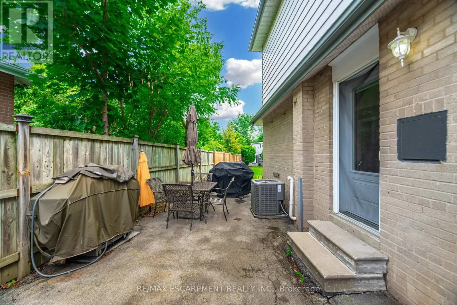 96 ANNE BOULEVARD