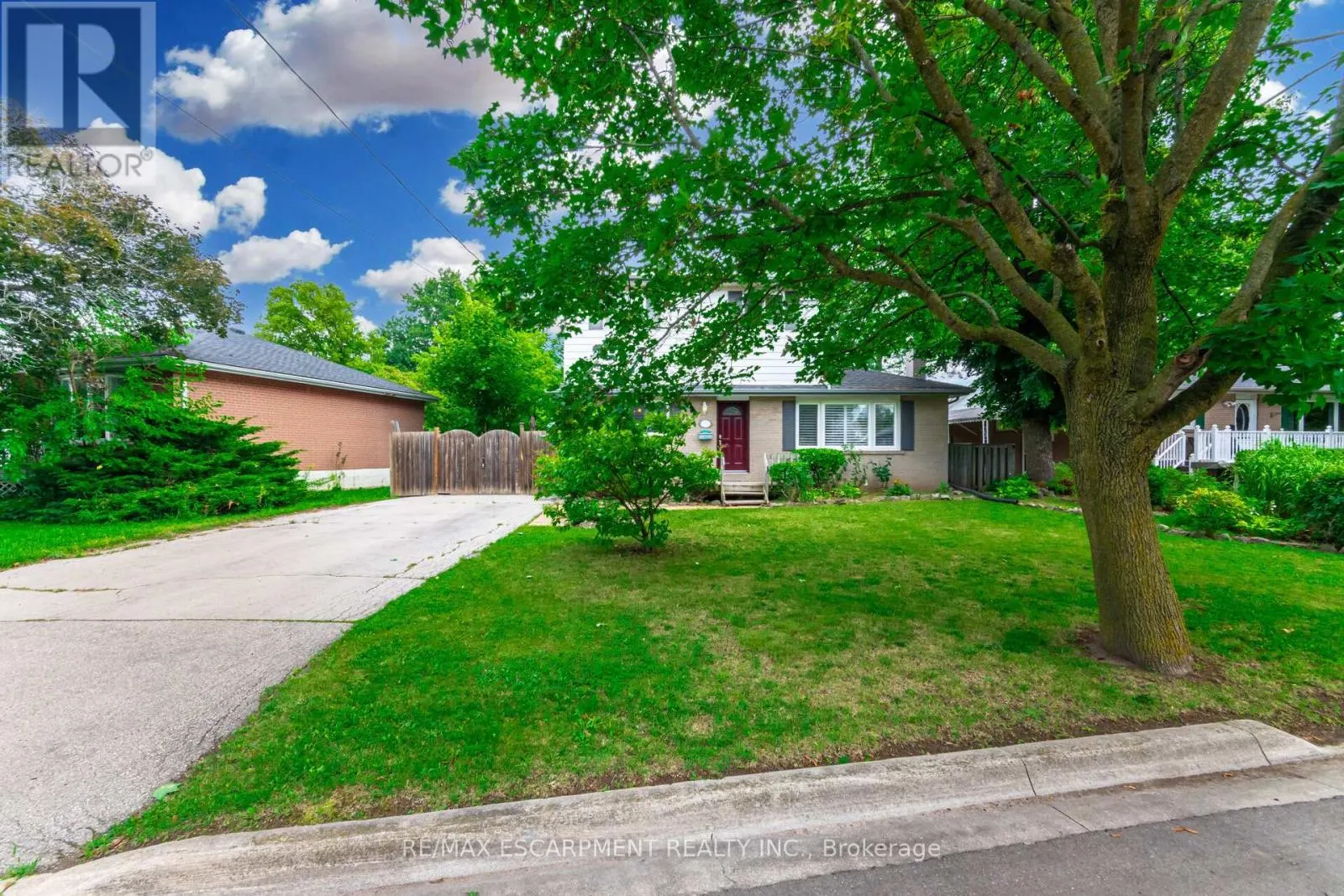 96 ANNE BOULEVARD