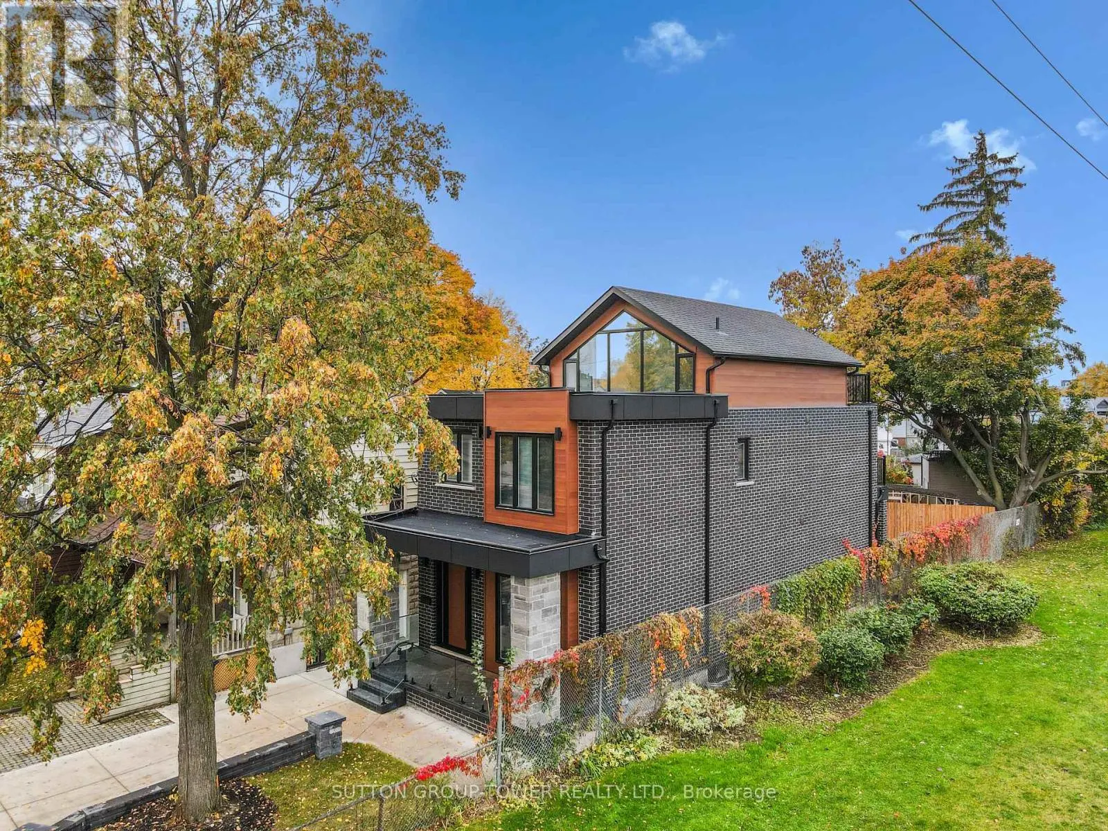 48 SILVERTHORN AVENUE