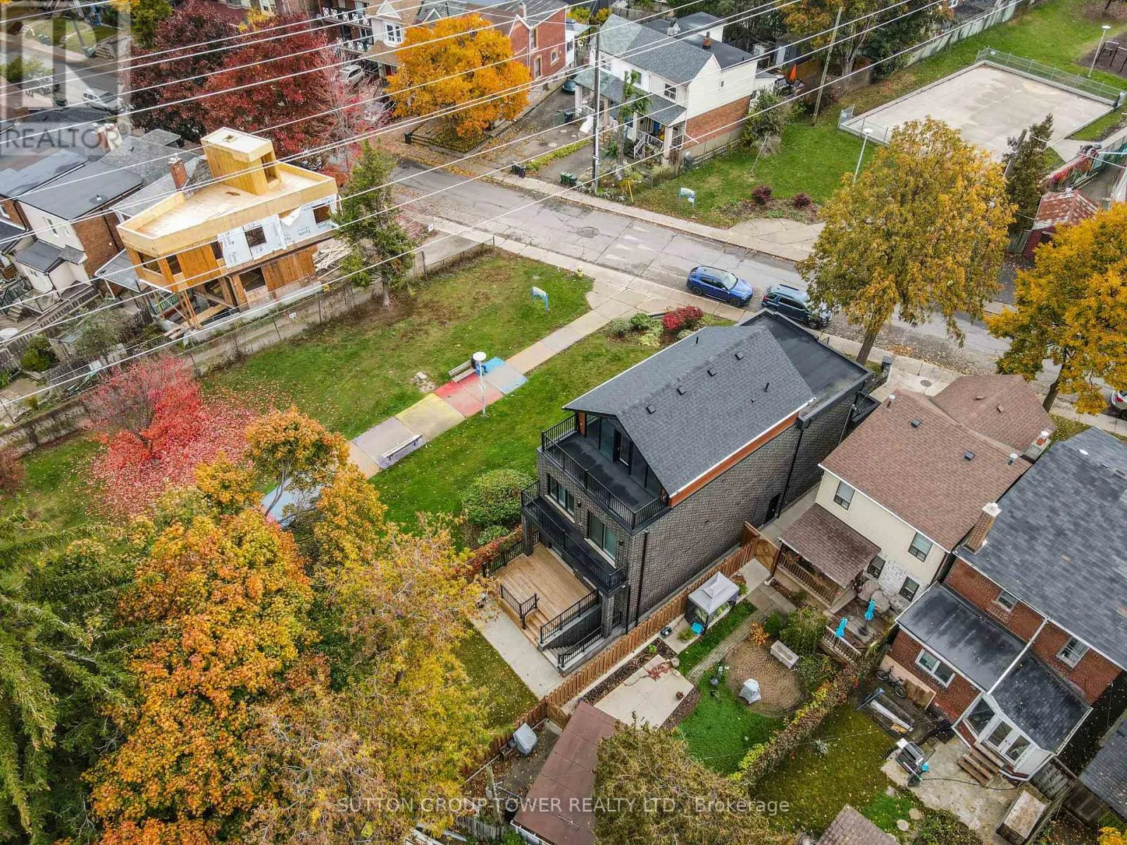 48 SILVERTHORN AVENUE