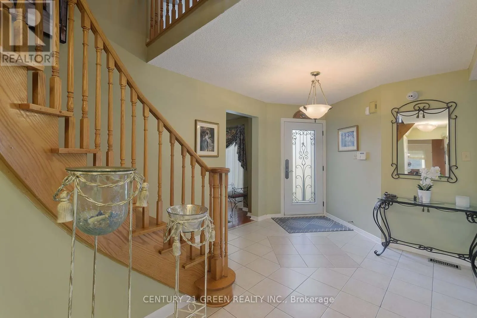 418 CHIEFTAN CIRCLE