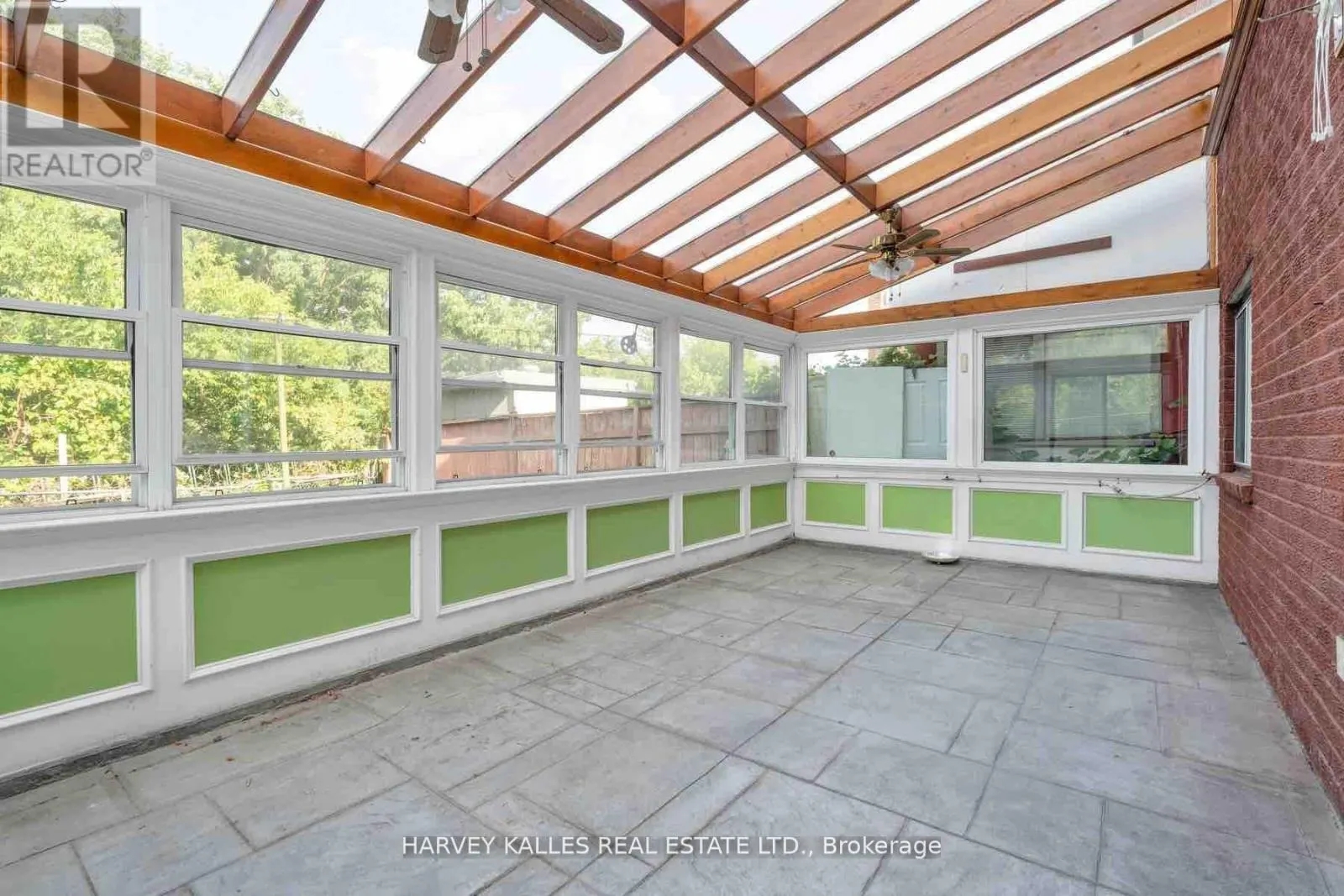 83 CLUBHOUSE COURT