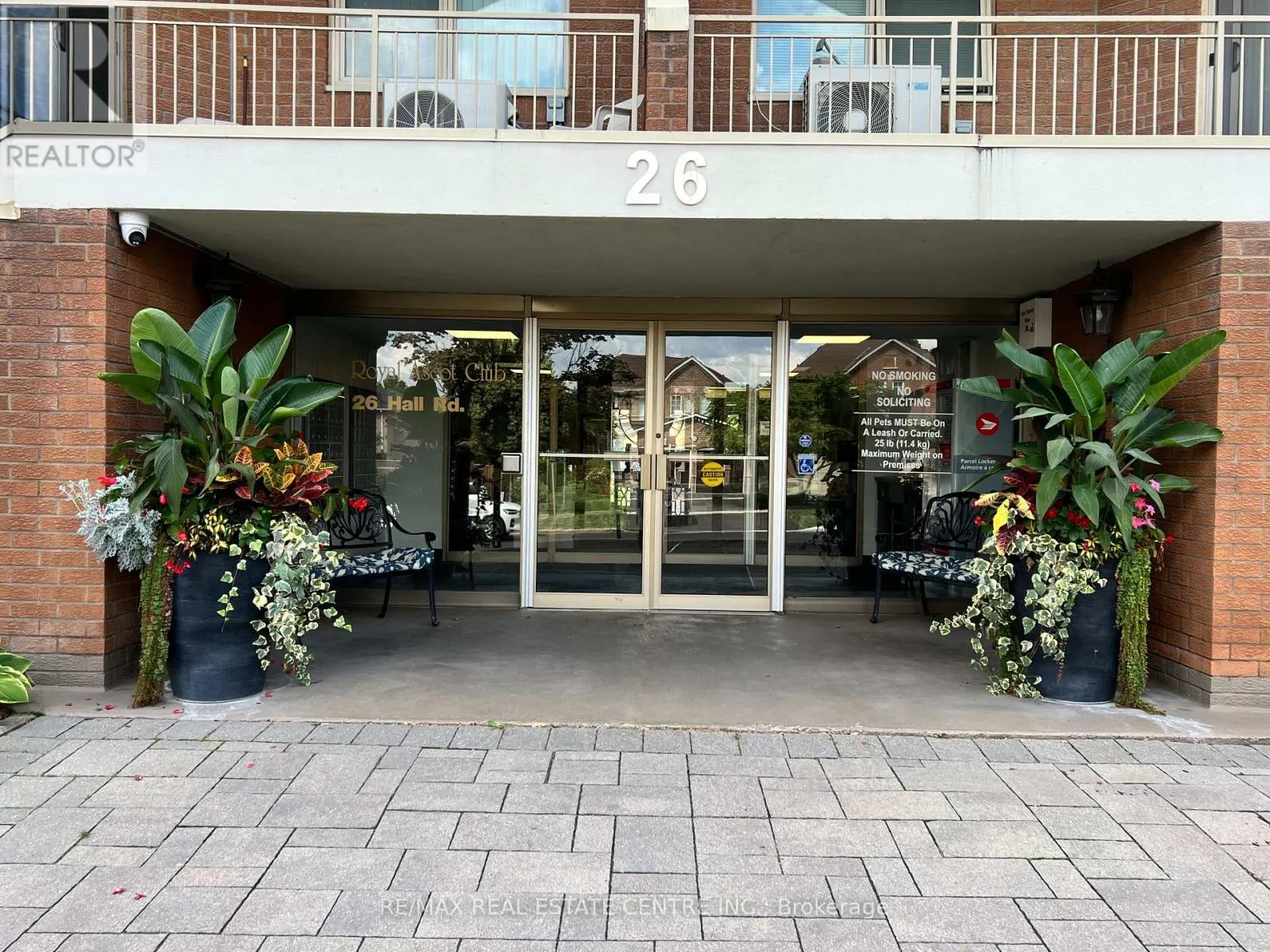 204 - 26 HALL ROAD