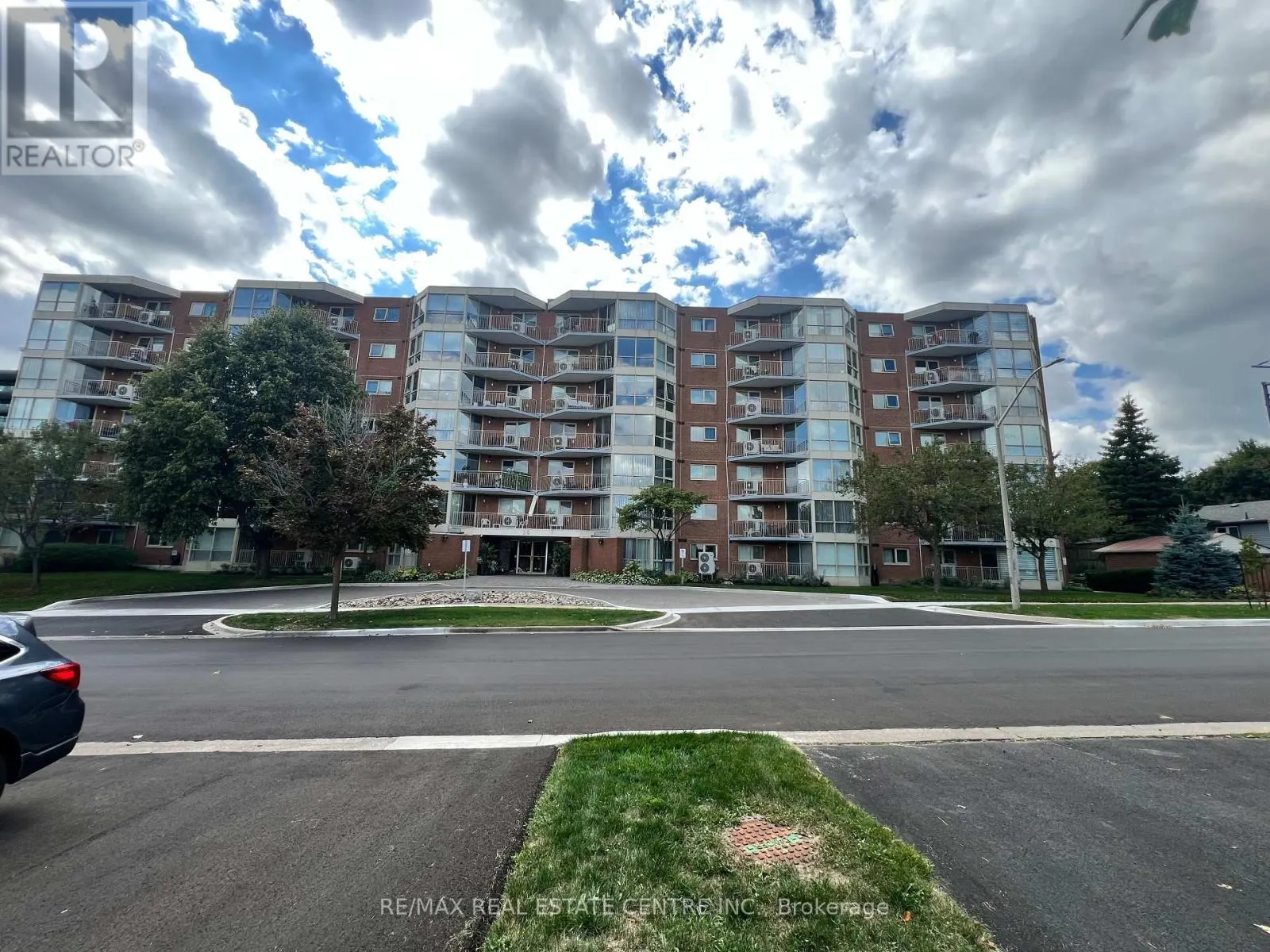 204 - 26 HALL ROAD