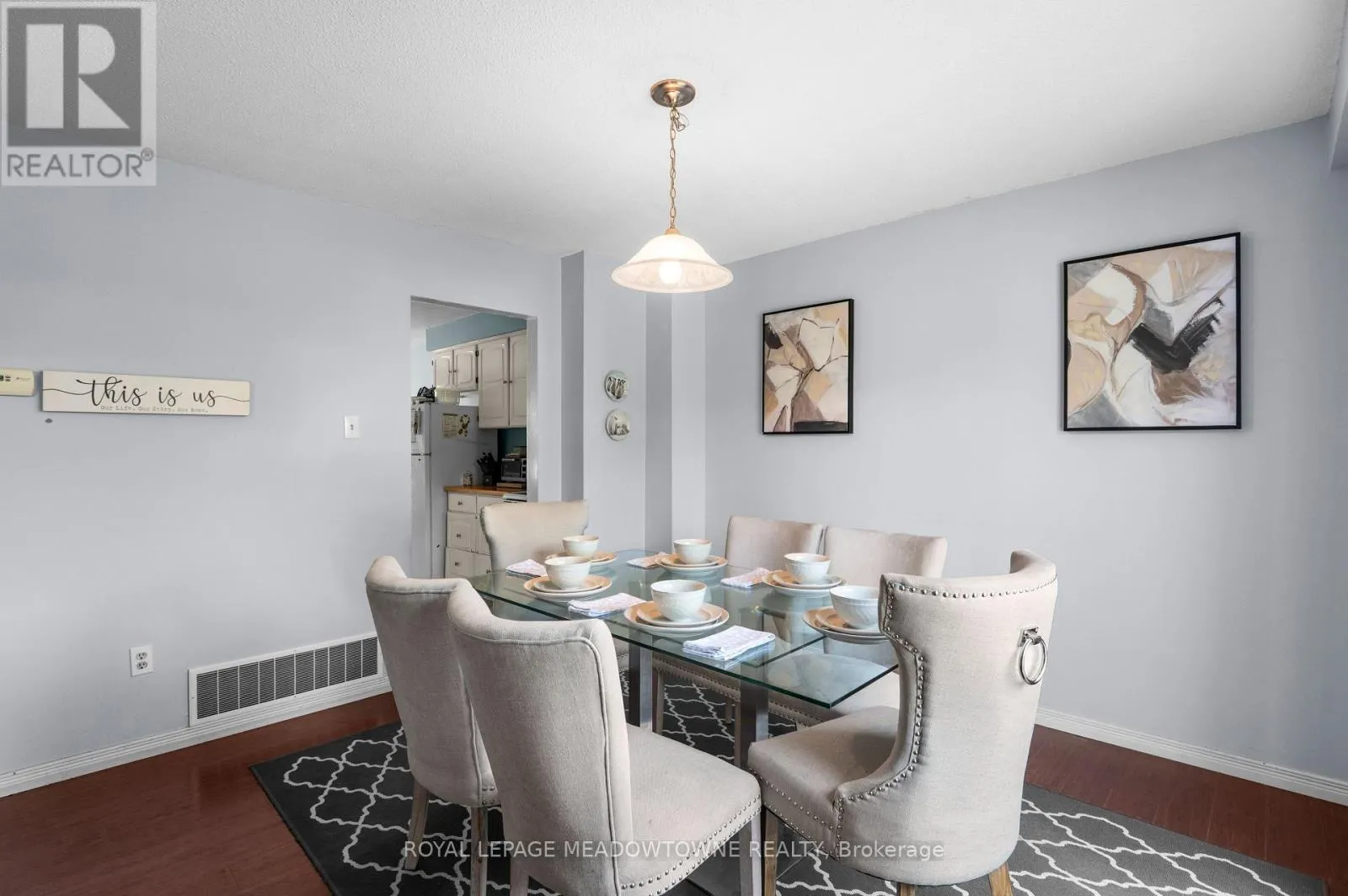 6058 STARFIELD CRESCENT