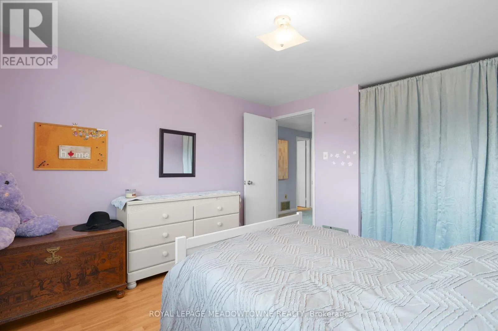 6058 STARFIELD CRESCENT