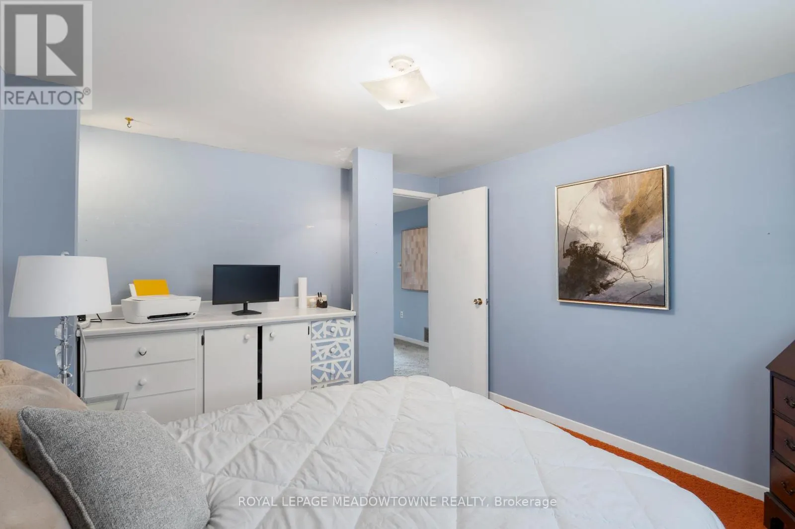 6058 STARFIELD CRESCENT