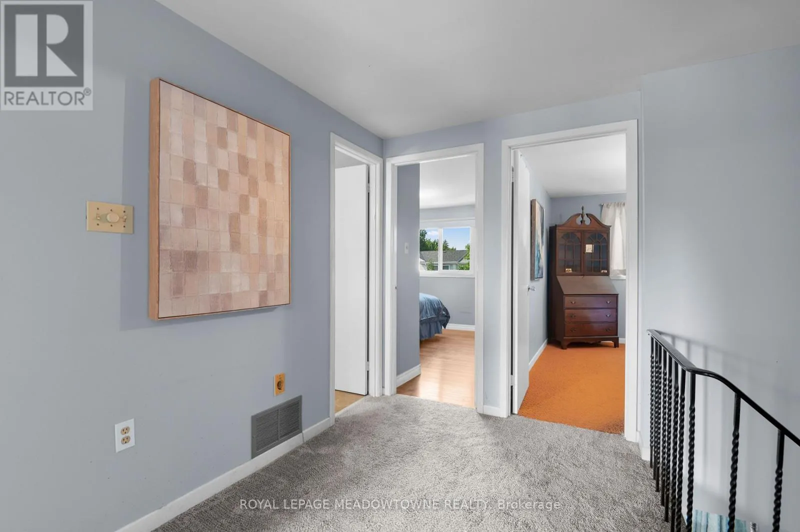 6058 STARFIELD CRESCENT