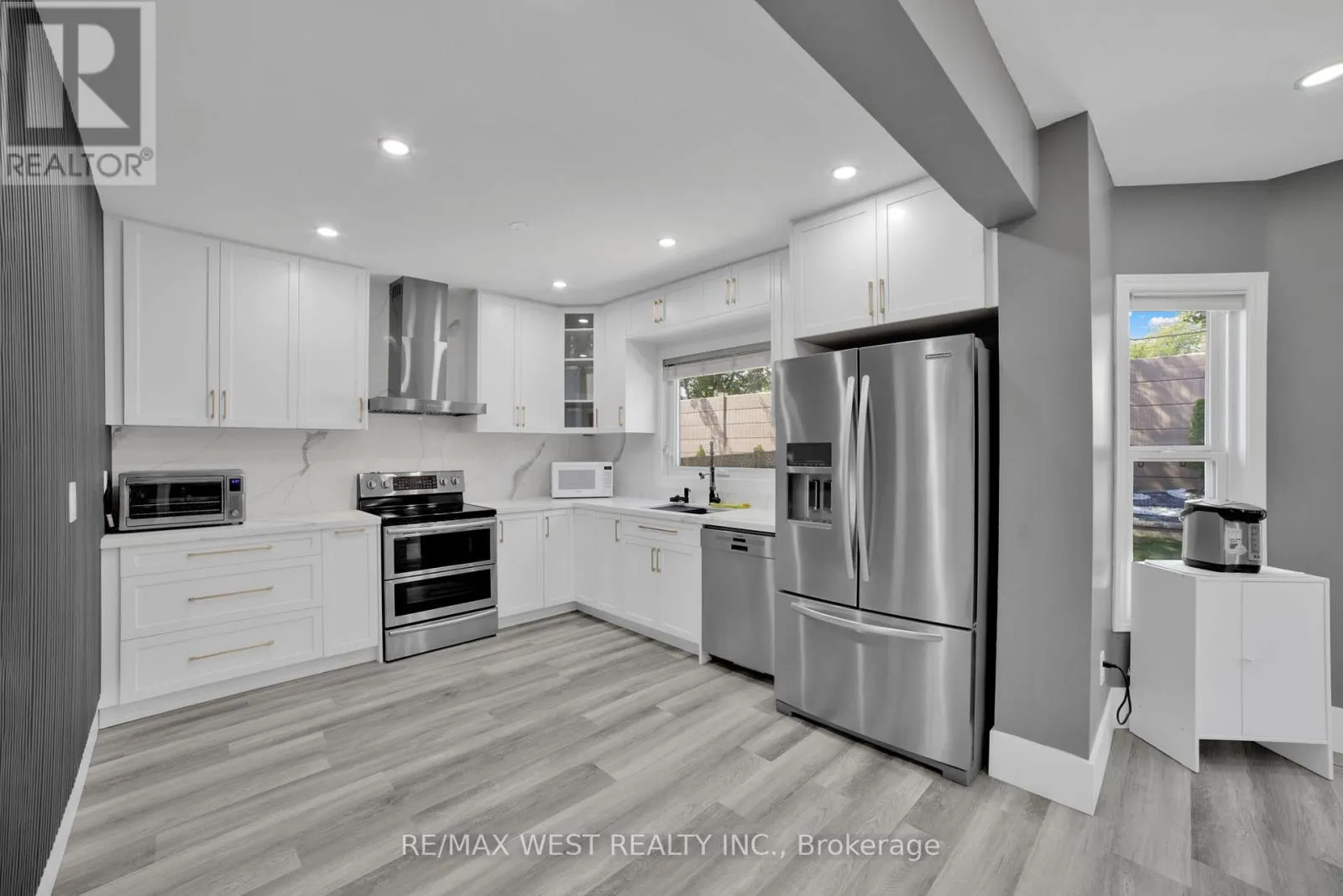 339 PARKLANE ROAD