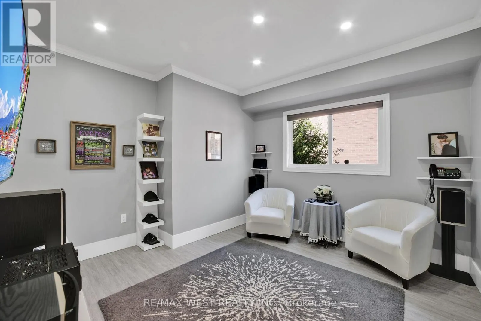 339 PARKLANE ROAD