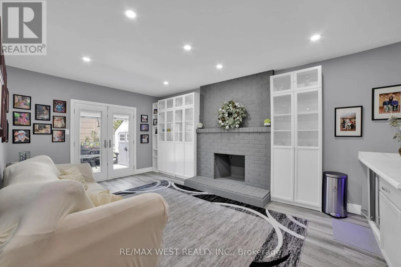 339 PARKLANE ROAD