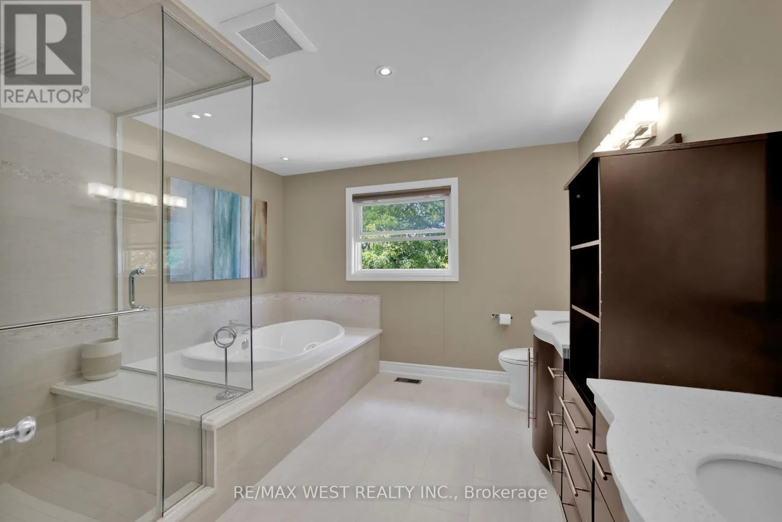 339 PARKLANE ROAD