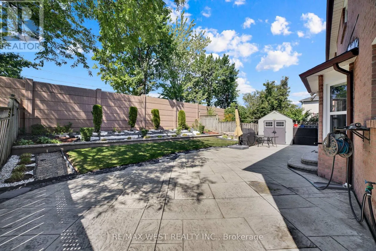 339 PARKLANE ROAD