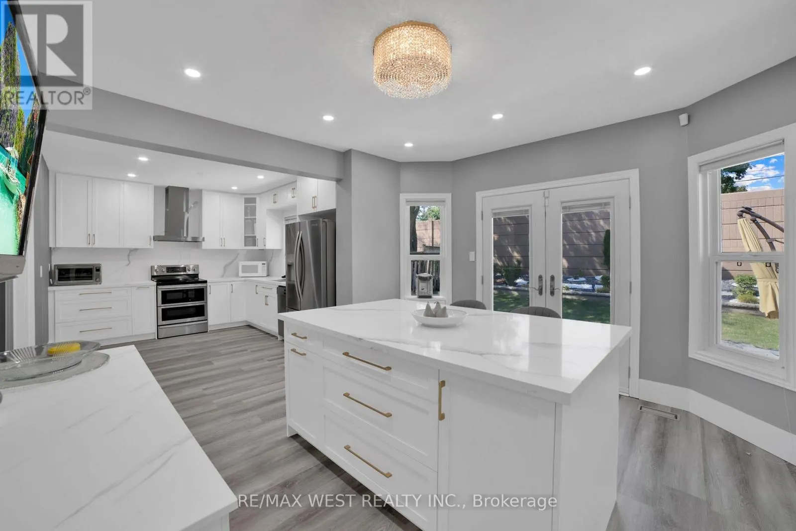 339 PARKLANE ROAD