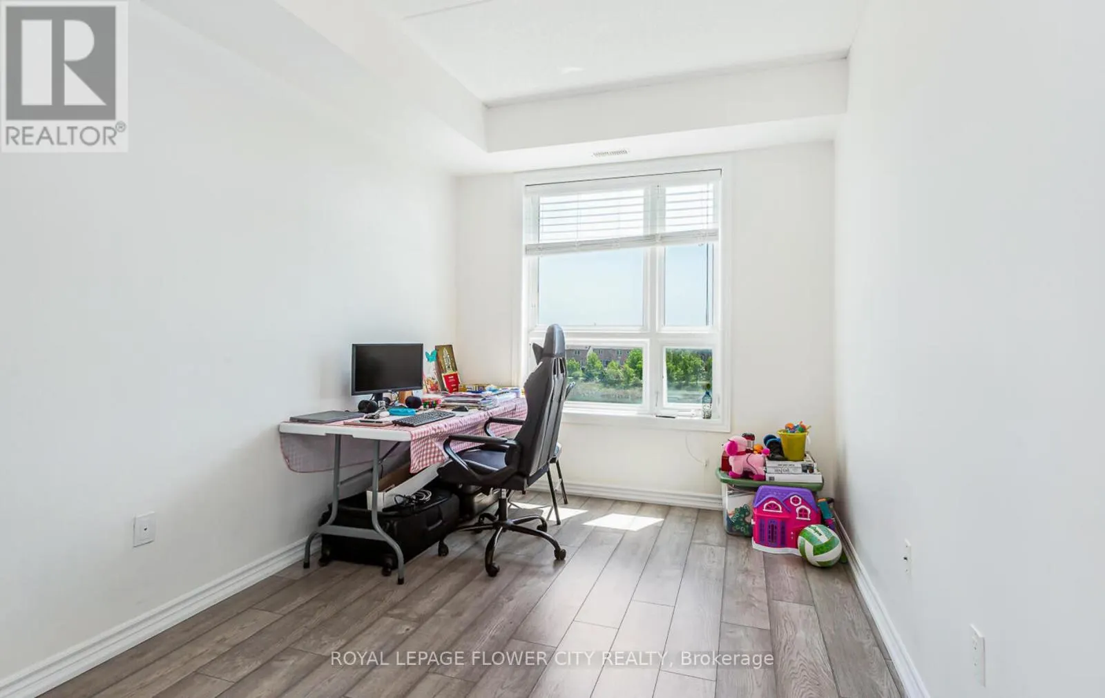 313 - 640 SAUVE STREET