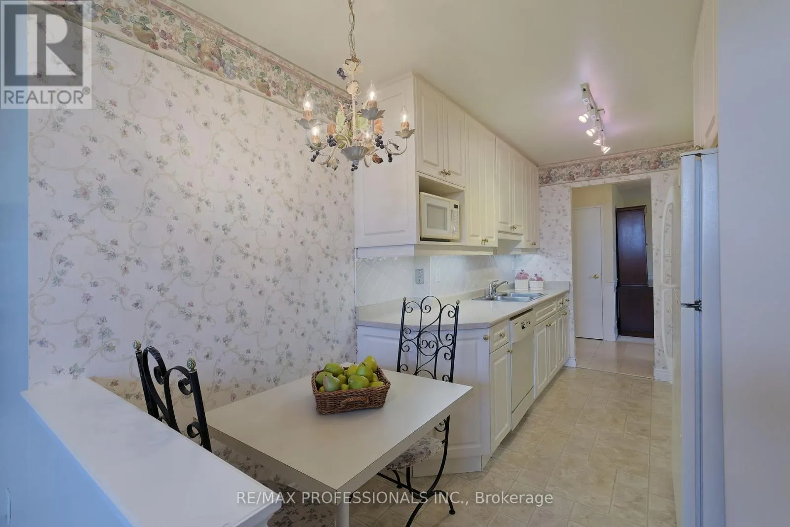 1207 - 299 MILL ROAD